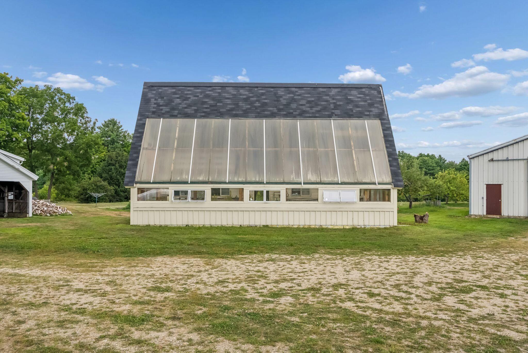 main property photo 75