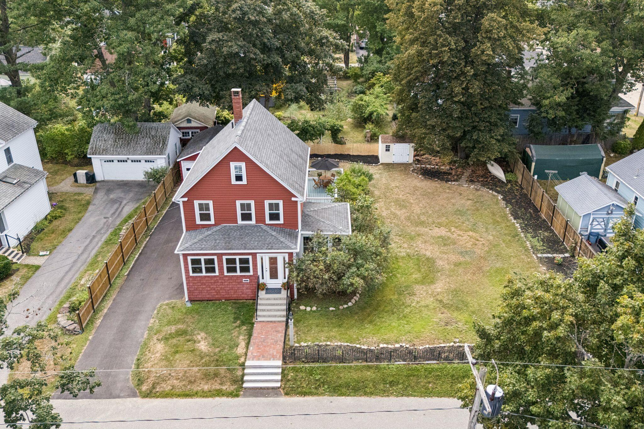 main property photo 36
