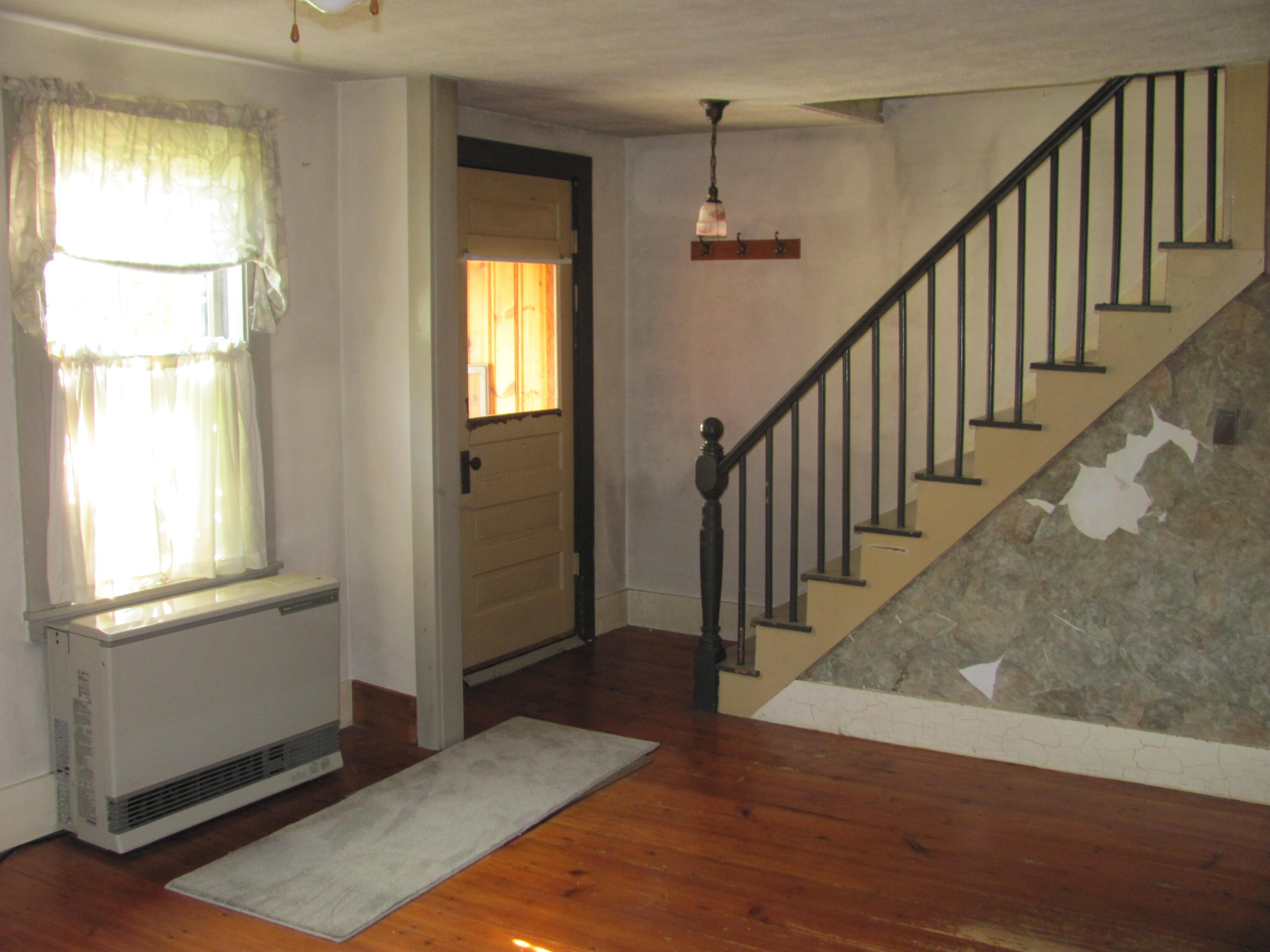 main property photo 13