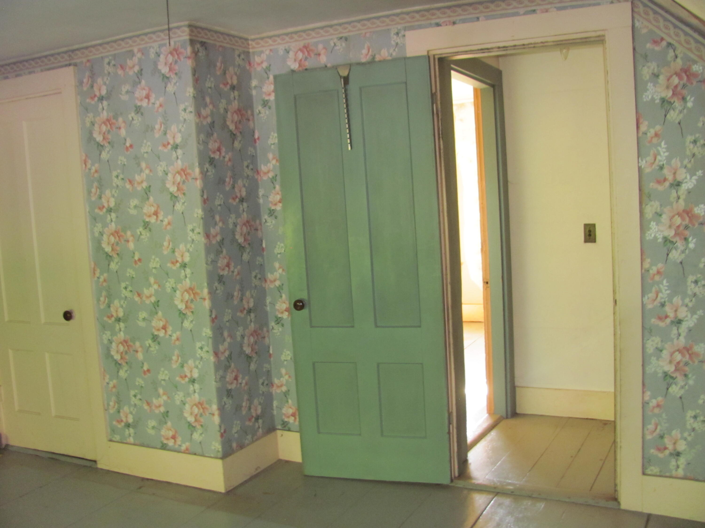 main property photo 19