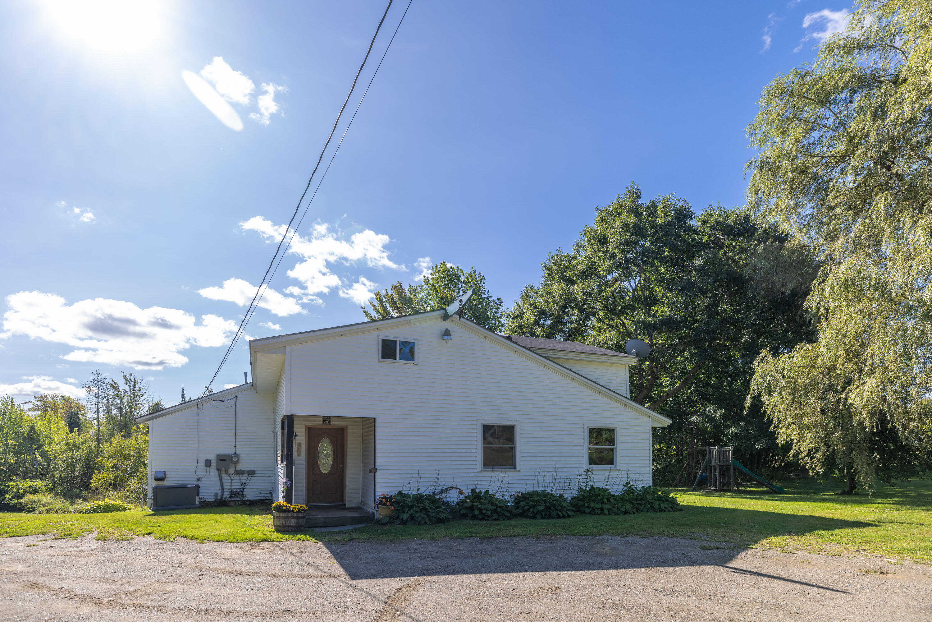main property photo 8