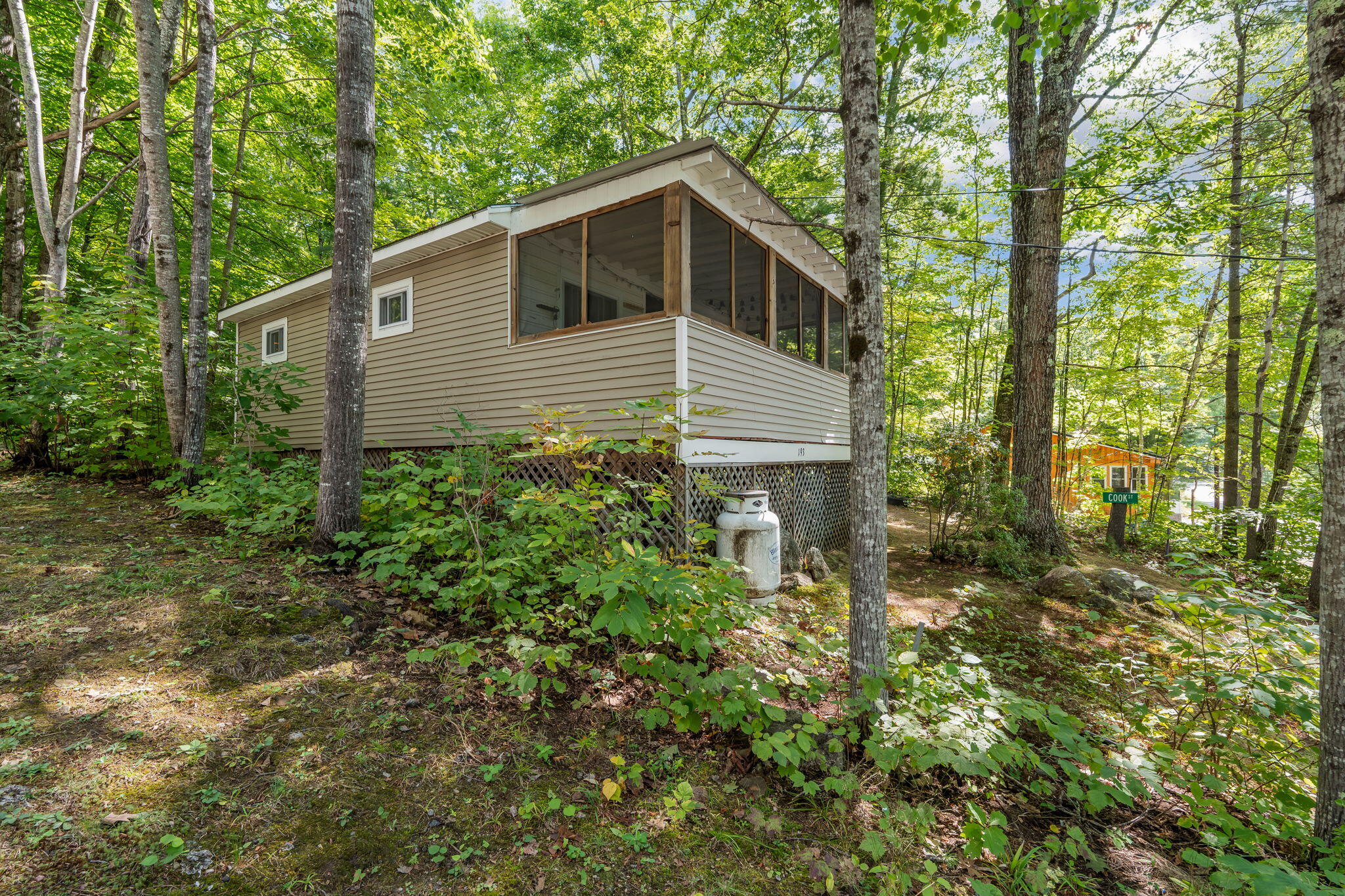 main property photo 33
