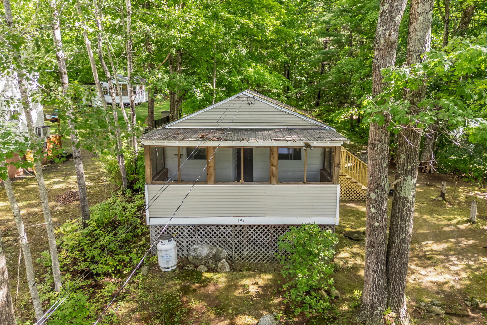 main property photo 37