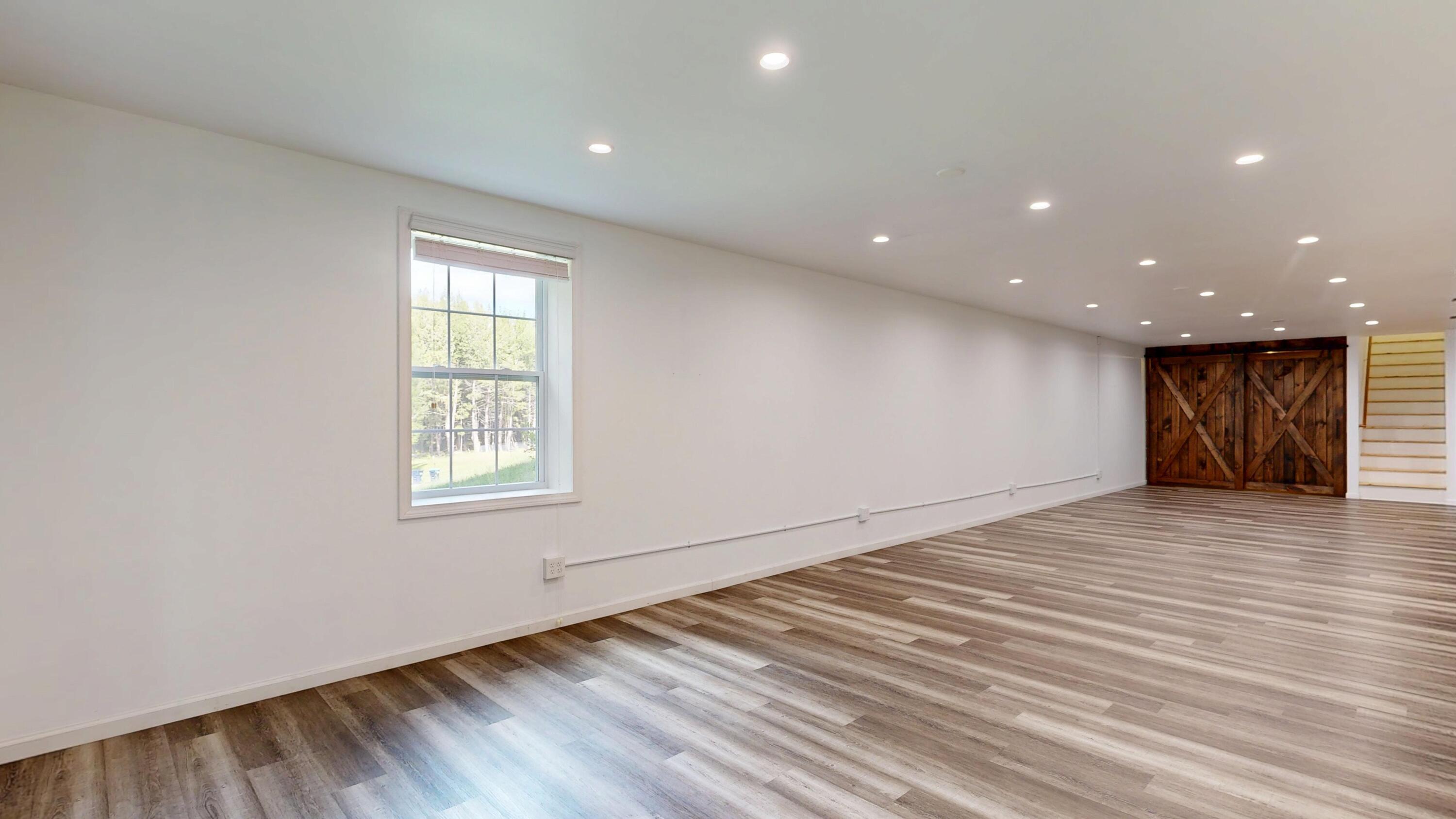 main property photo 67