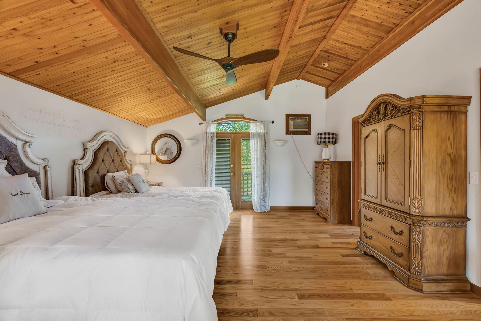 main property photo 89