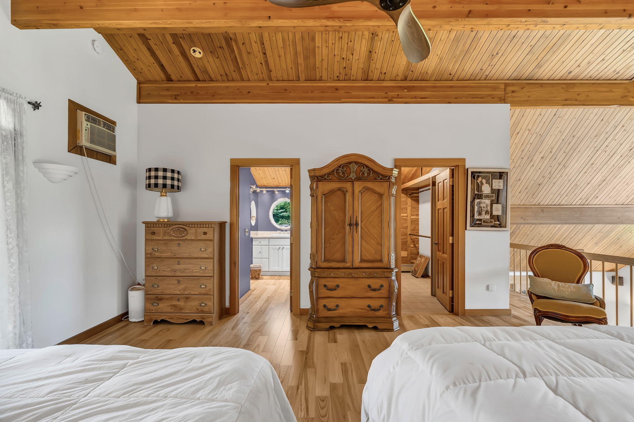 main property photo 90