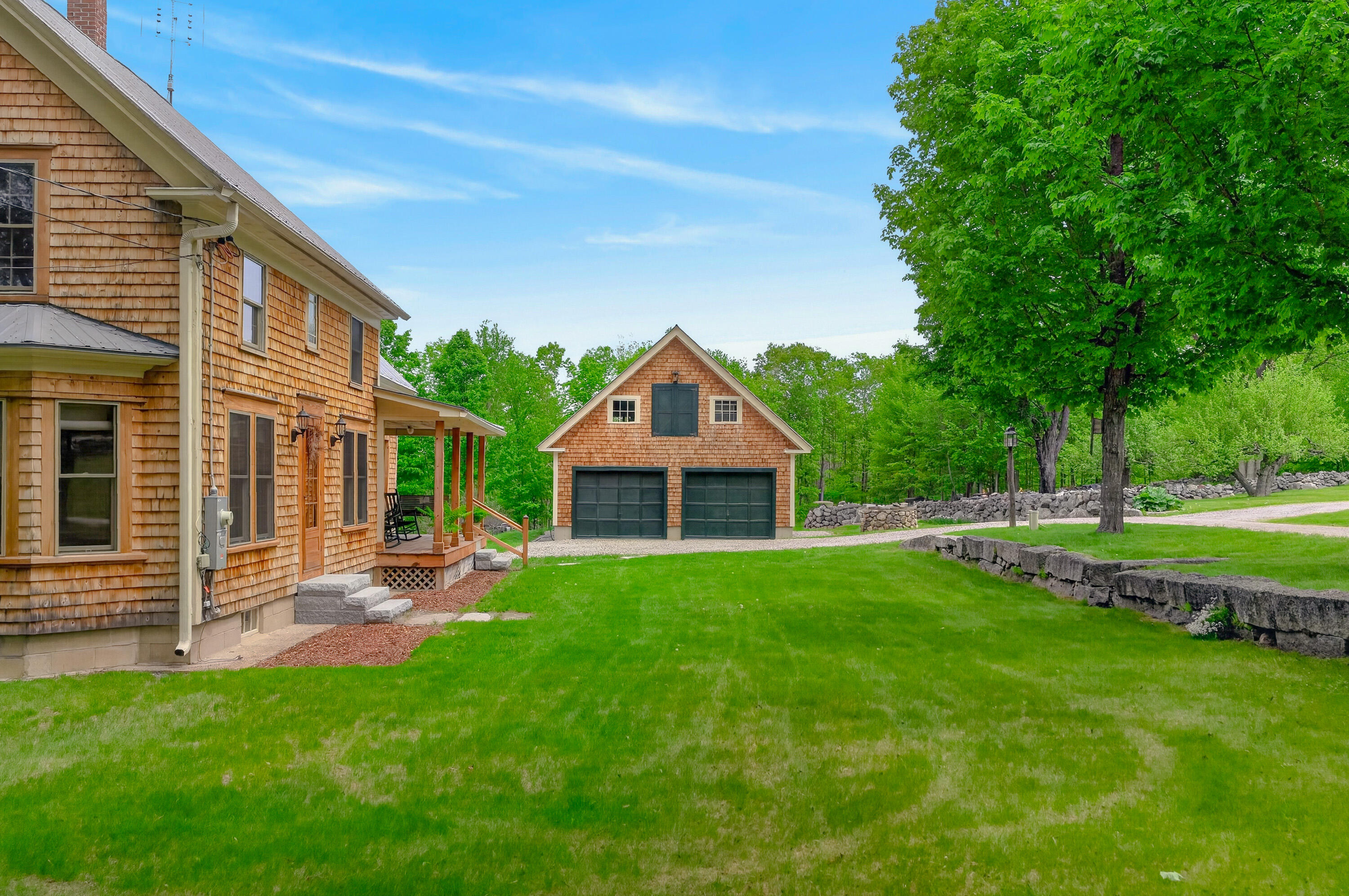 main property photo 39