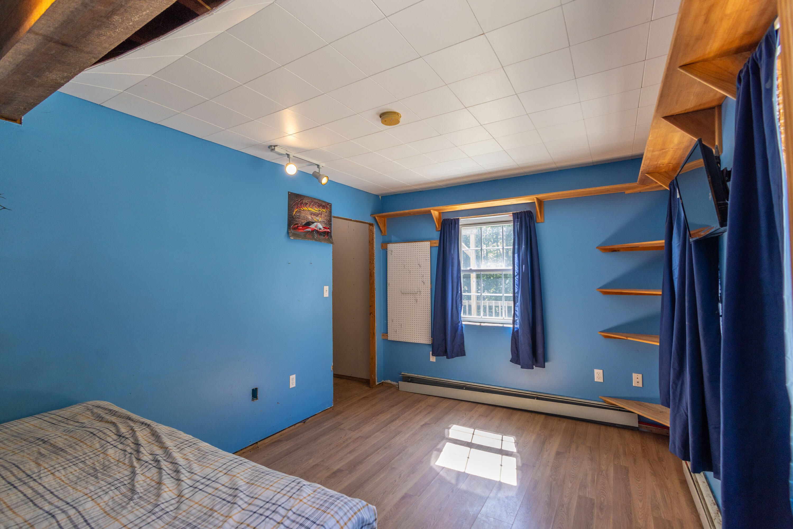 main property photo 27
