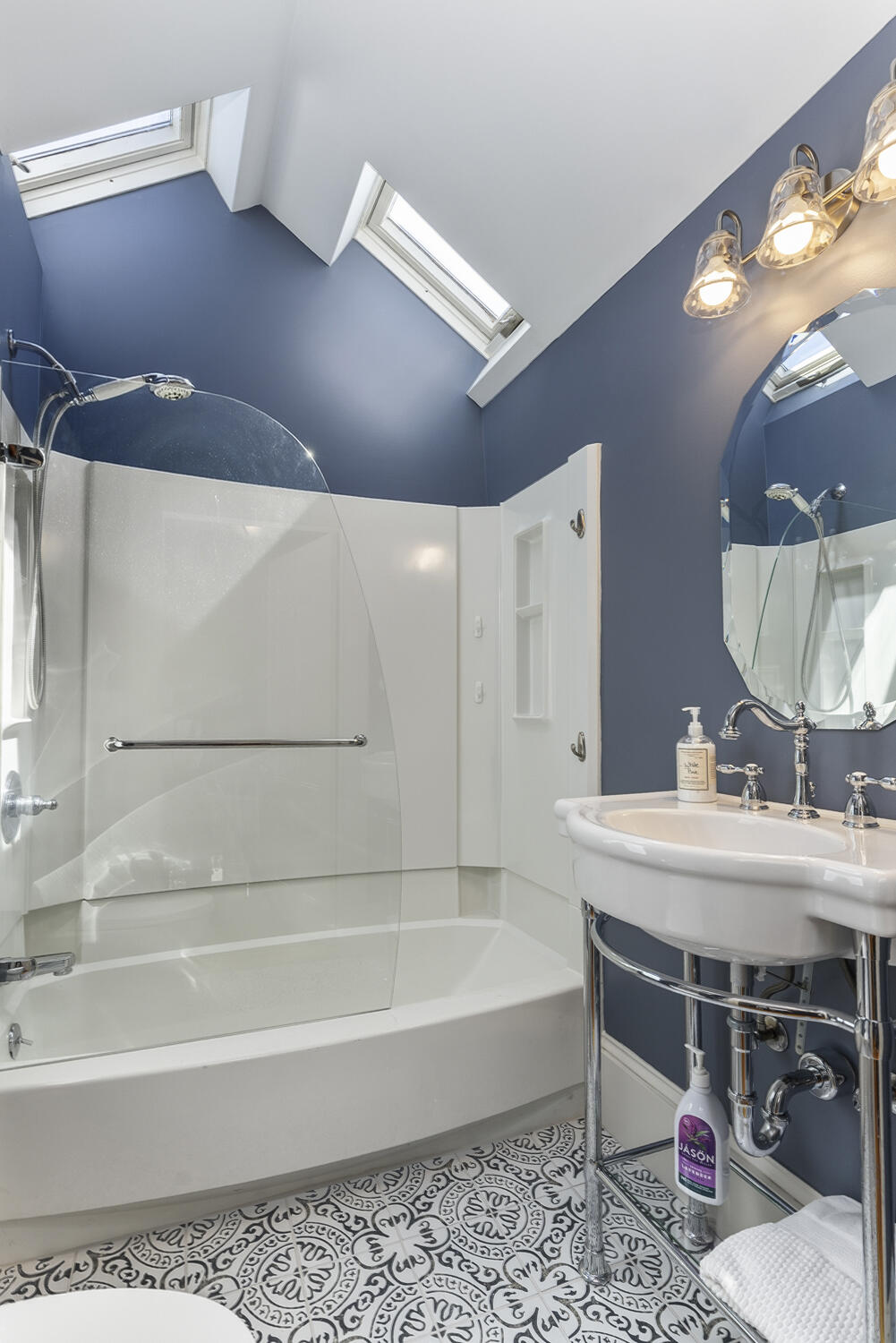 main property photo 26