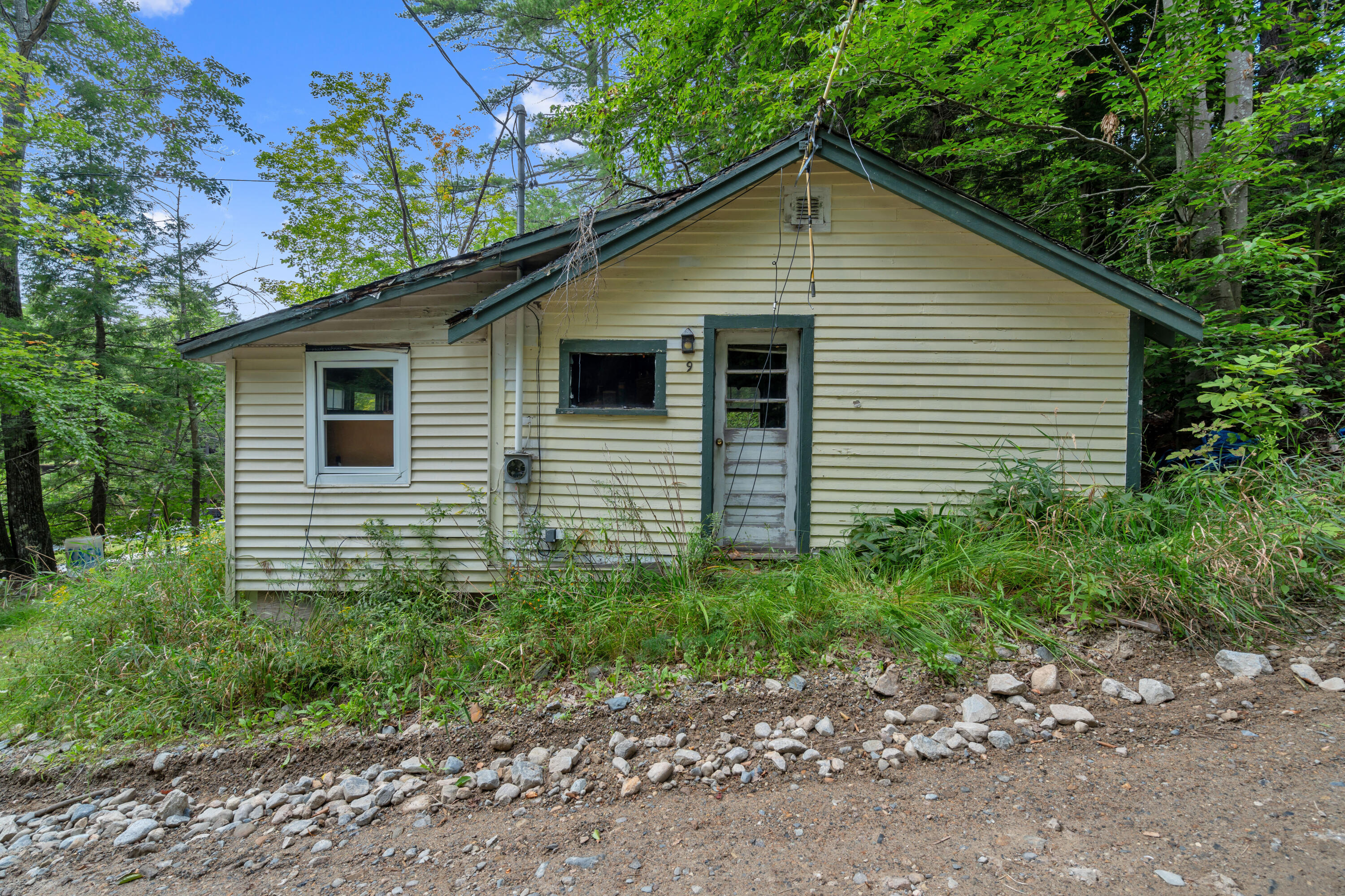 main property photo 12
