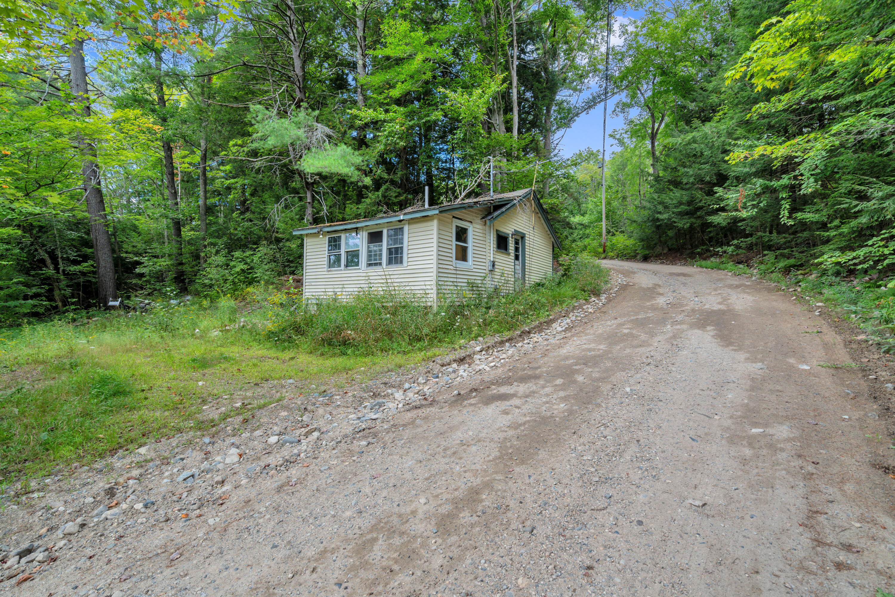 main property photo 9