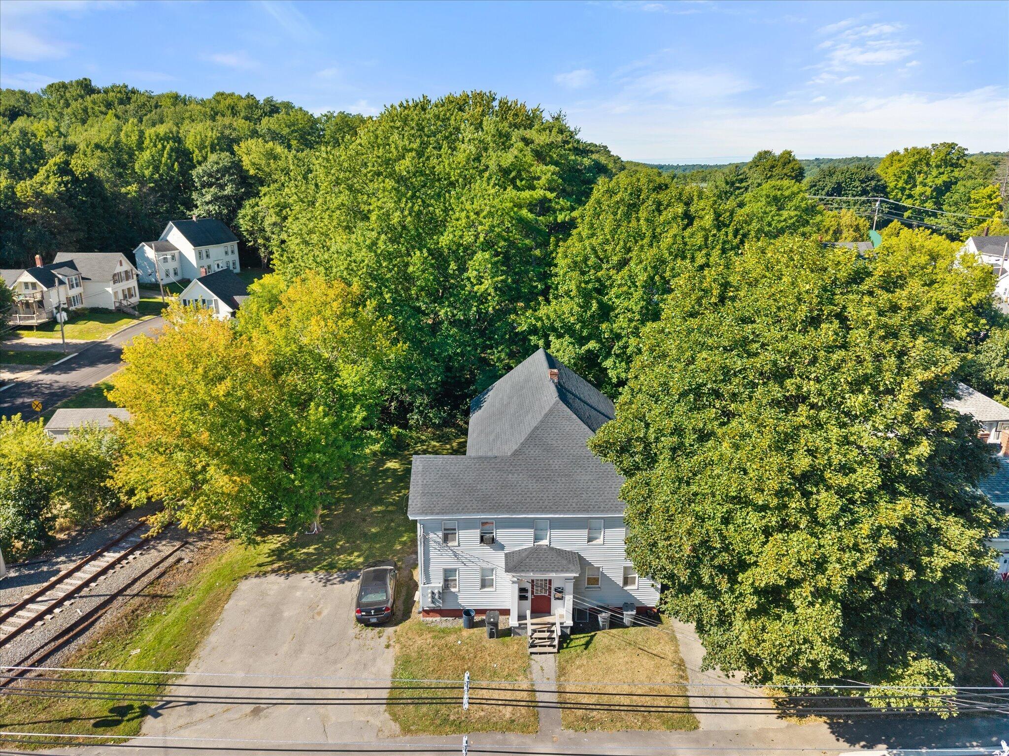 main property photo 25