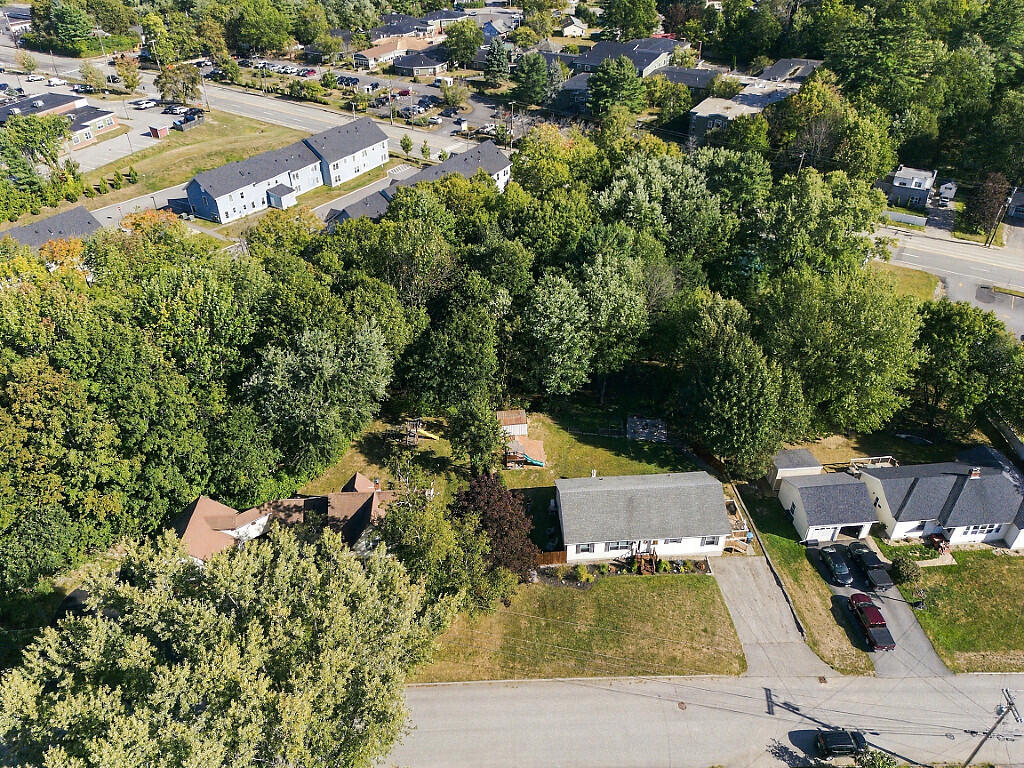main property photo 43