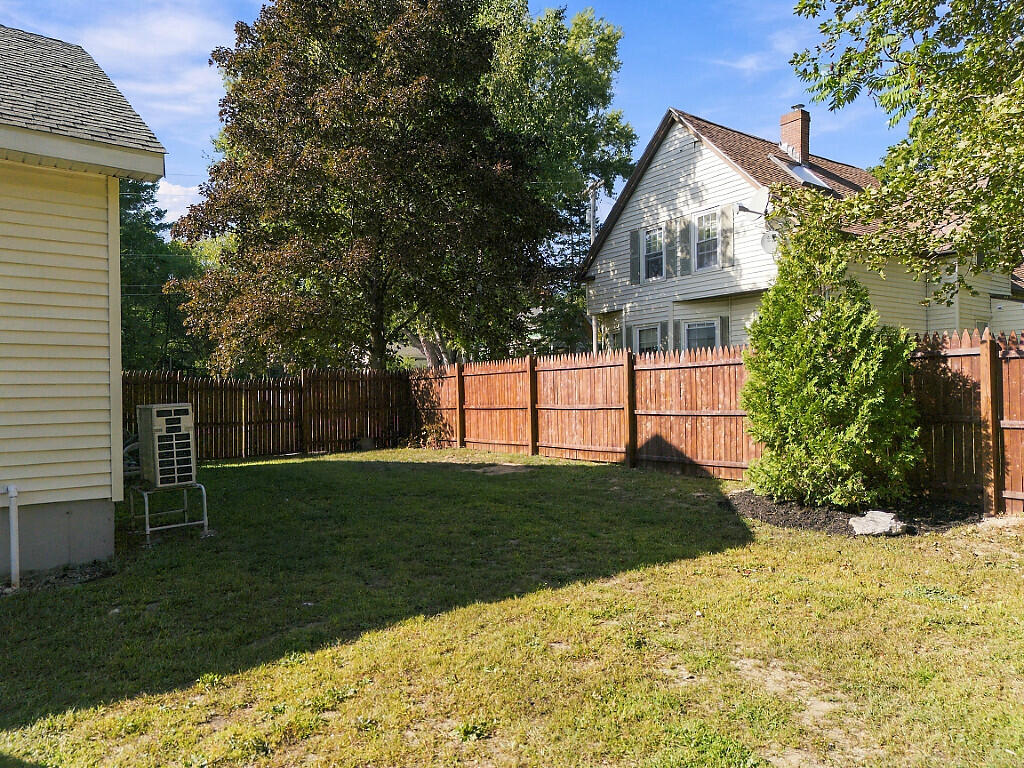 main property photo 44