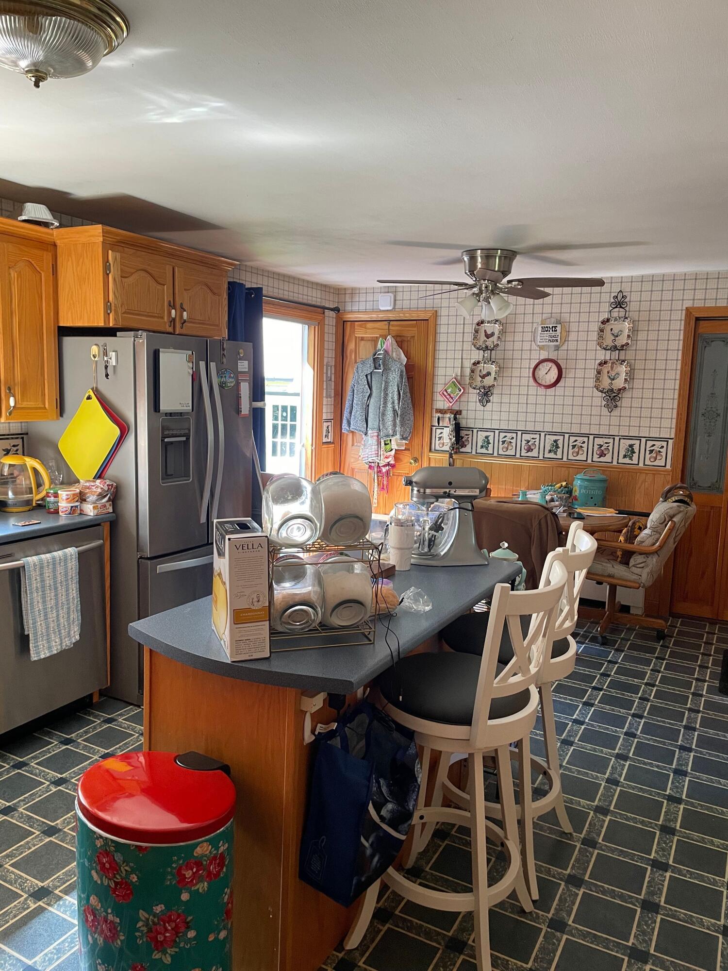 main property photo 14