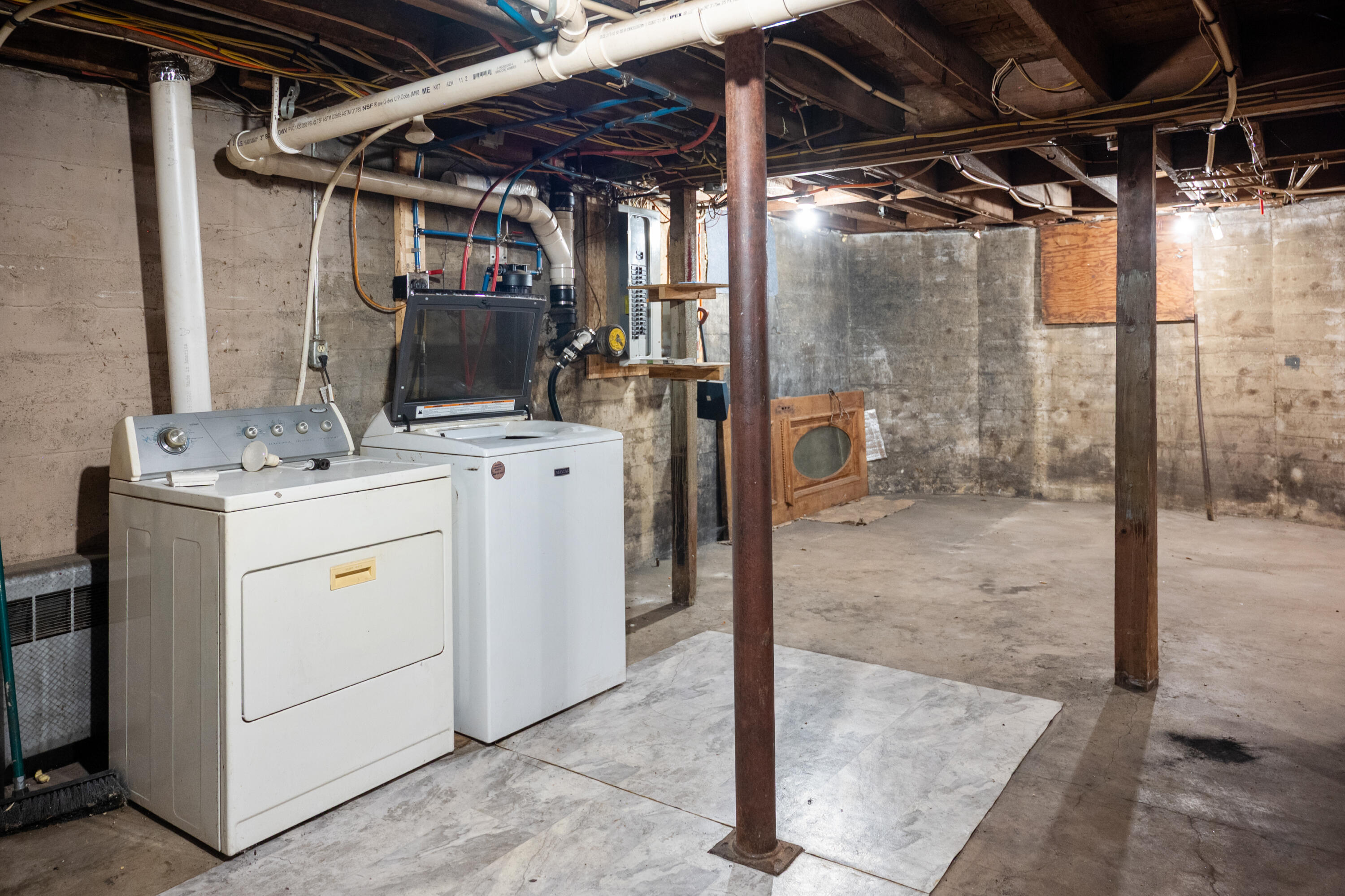 main property photo 14