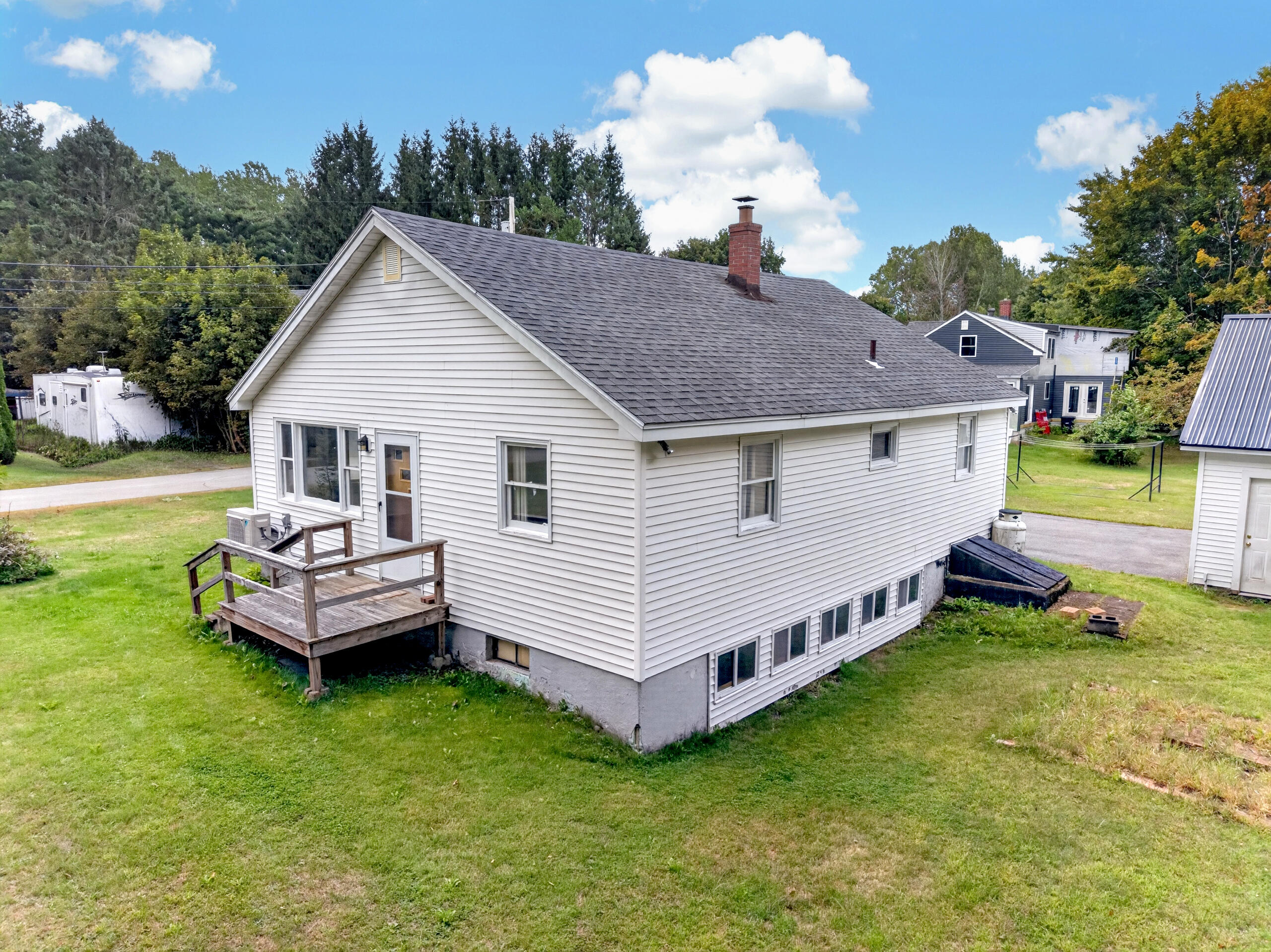 main property photo 5