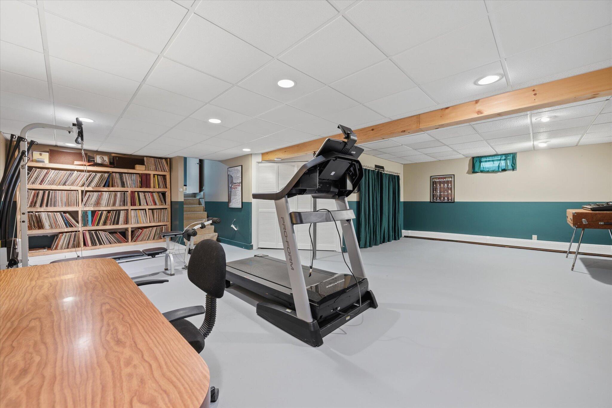 main property photo 48