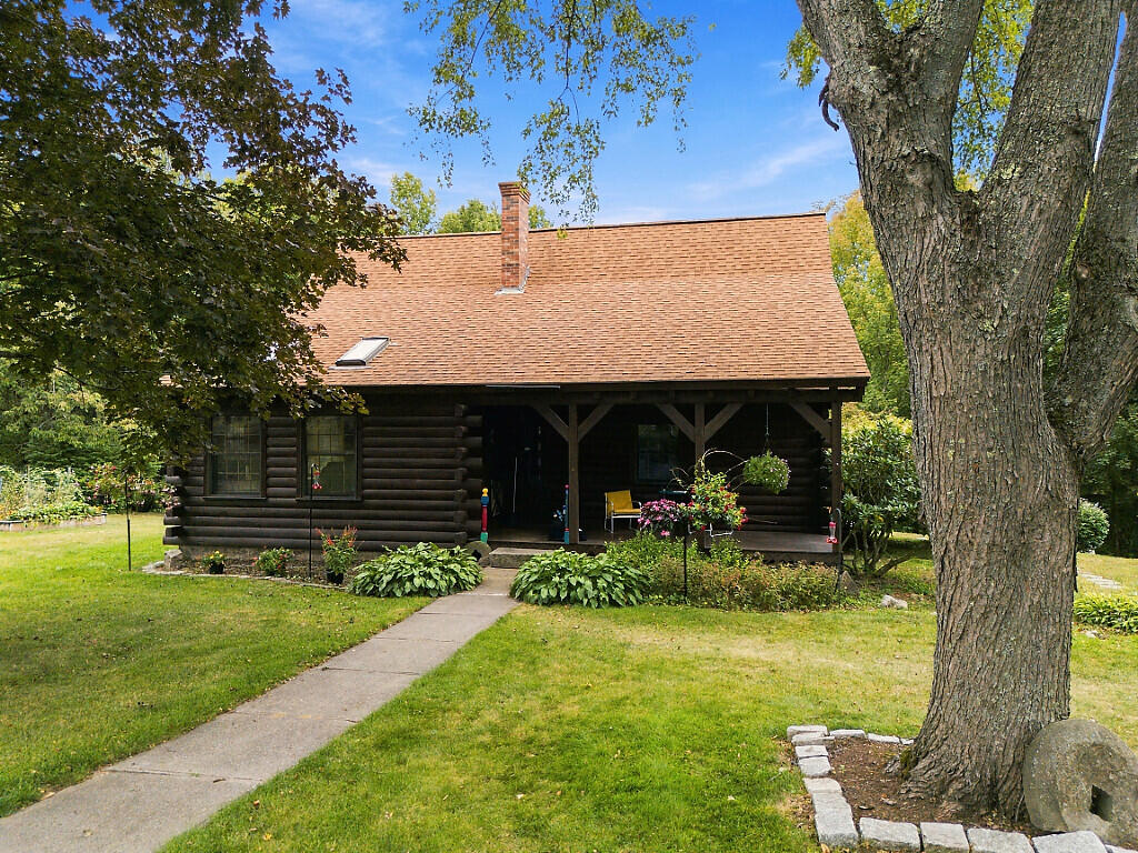 main property photo 90