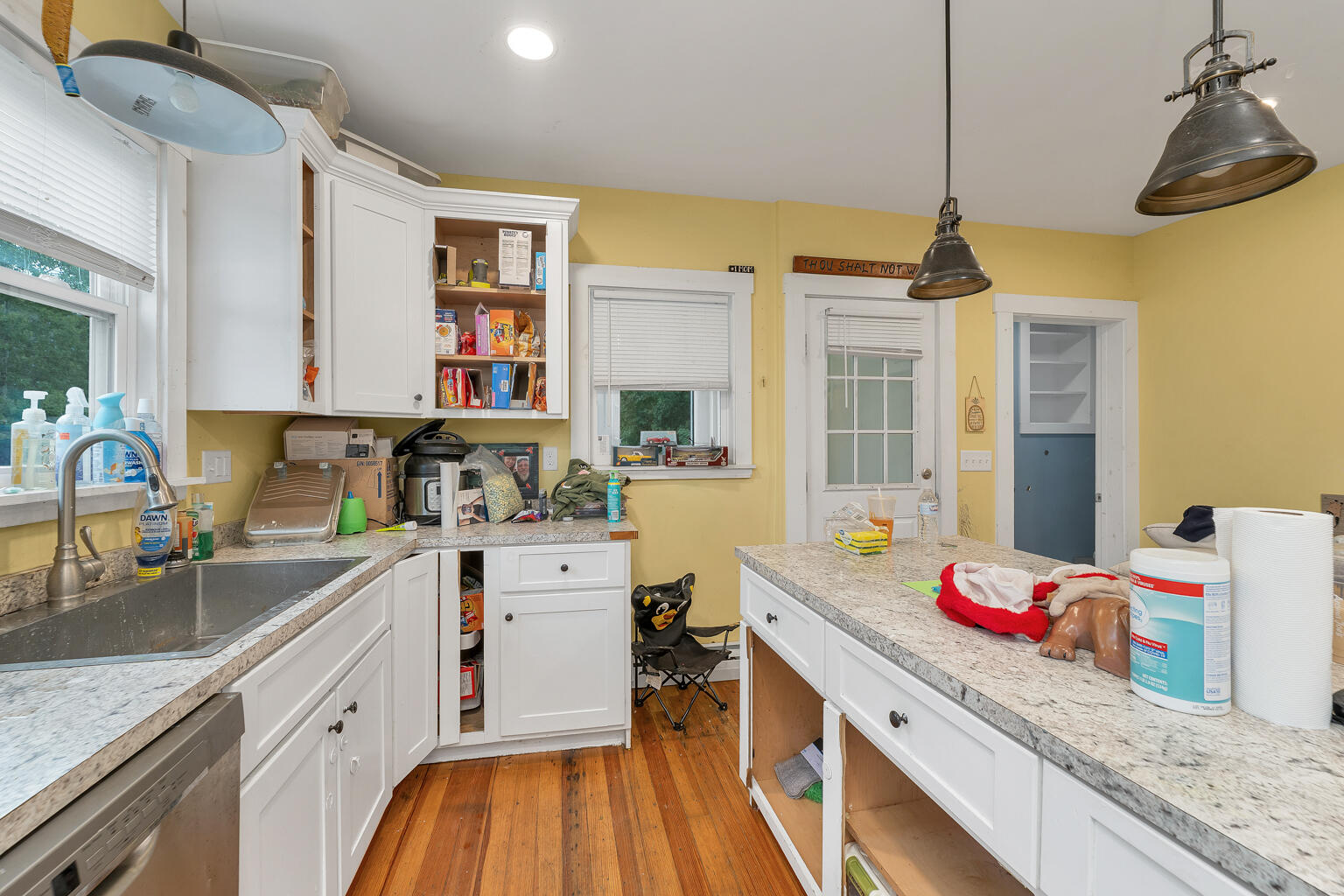 main property photo 9