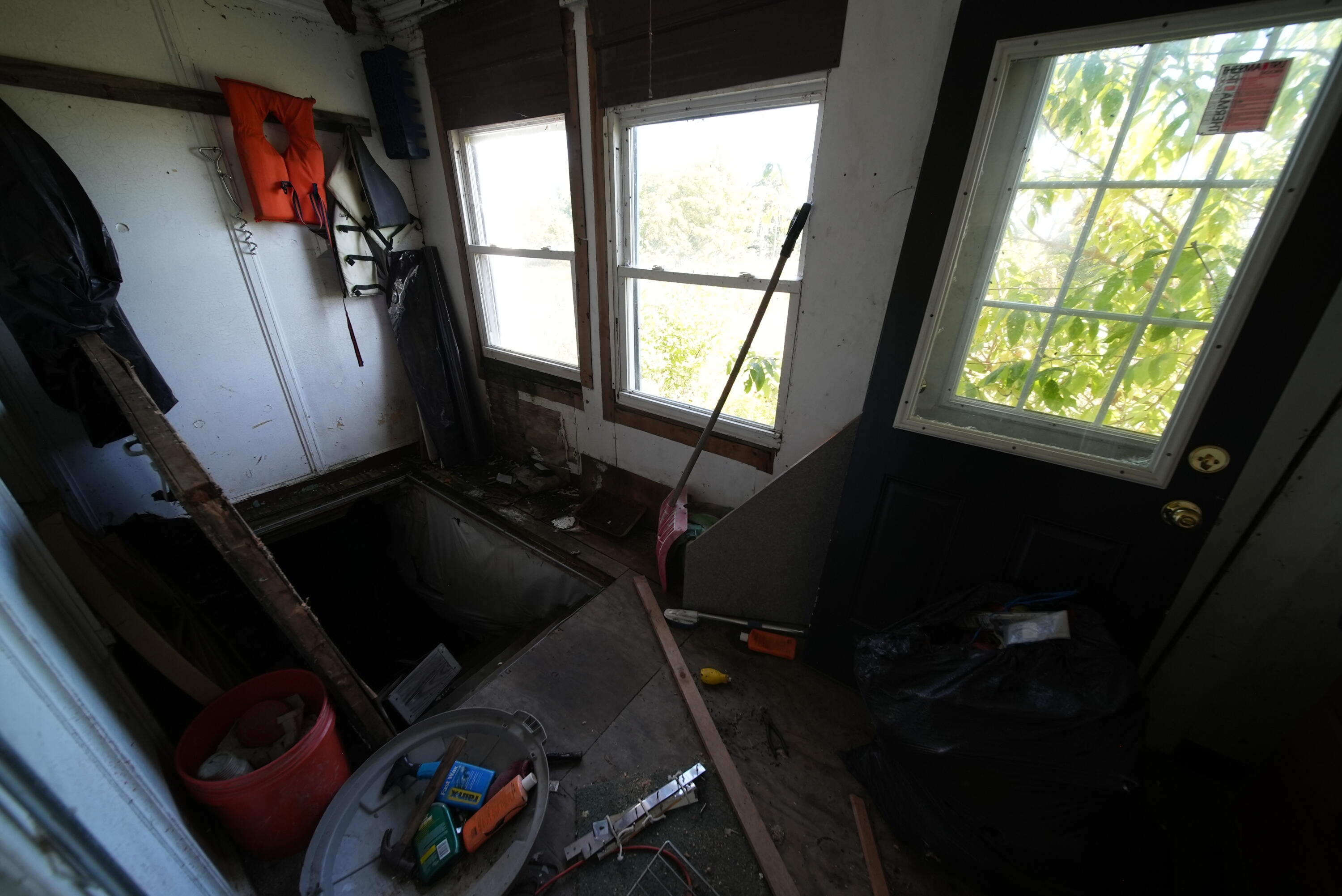 main property photo 47