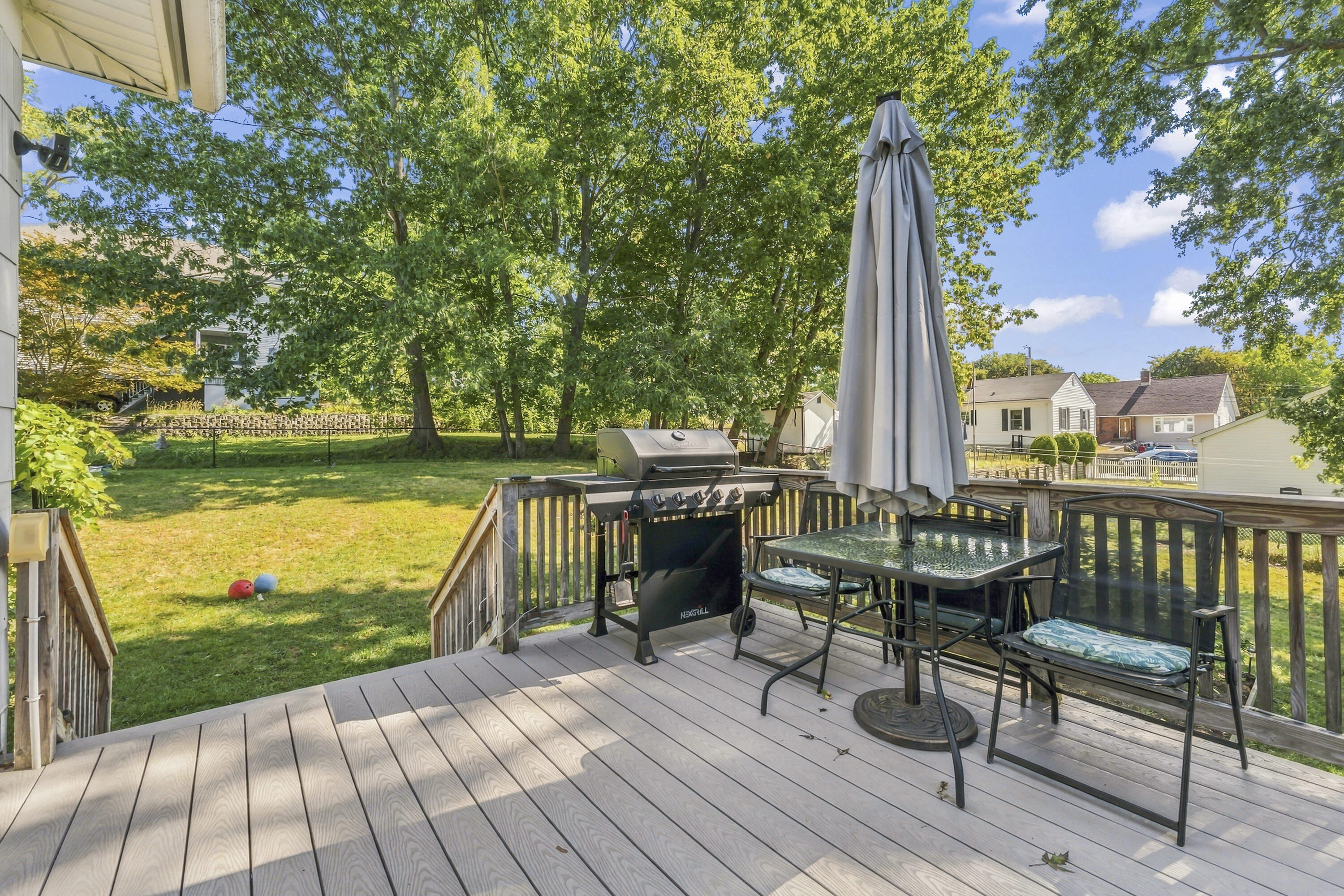 main property photo 27