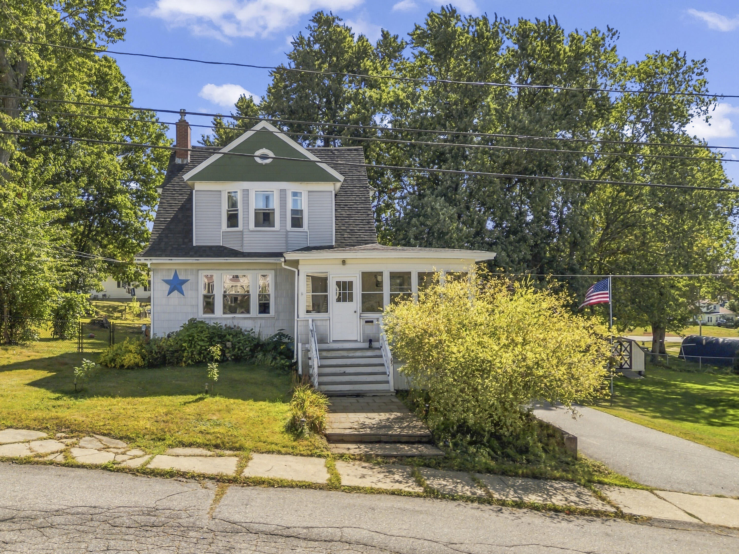 main property photo 4
