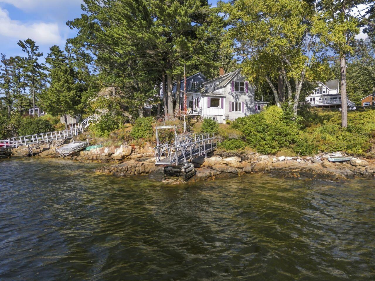 main property photo 31