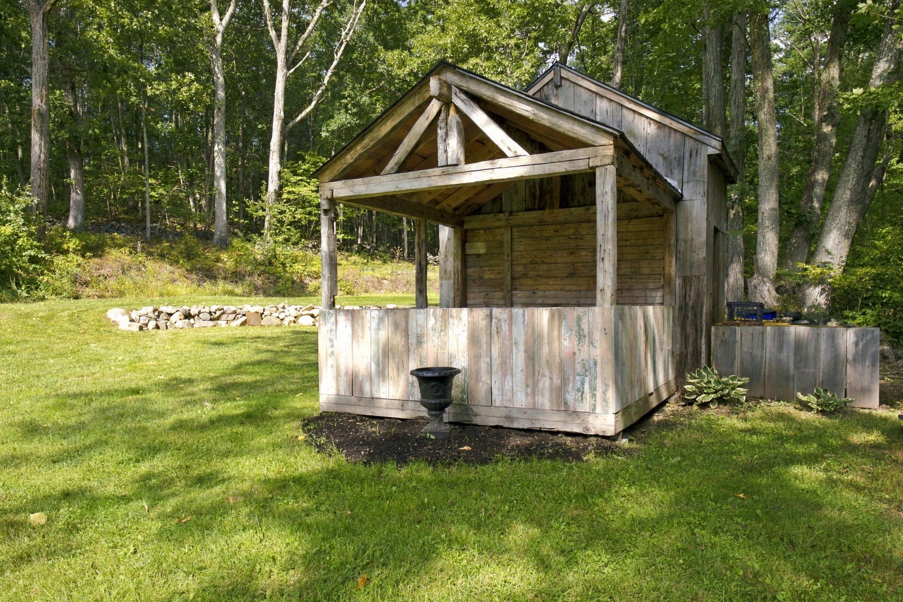 main property photo 29