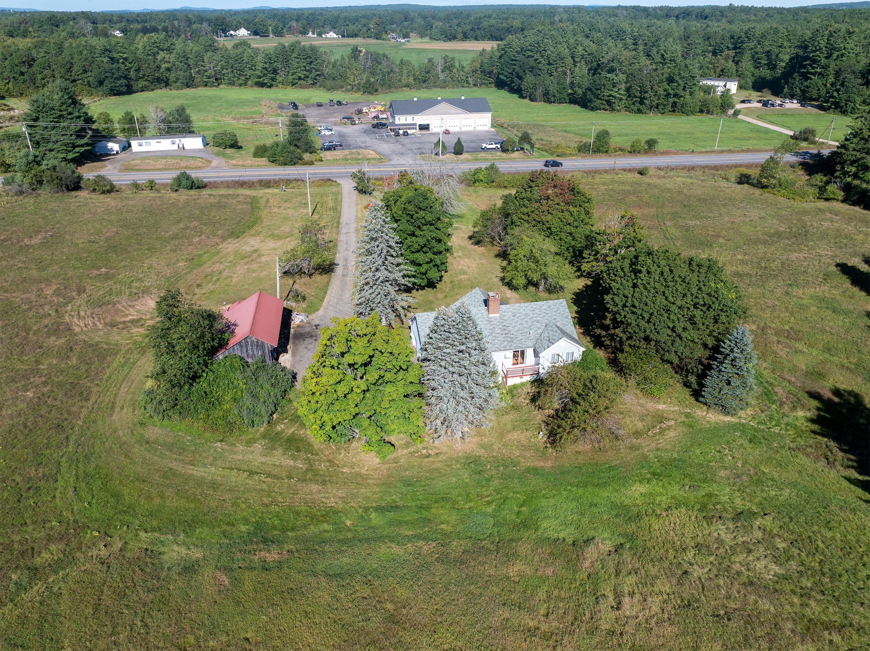 main property photo 4
