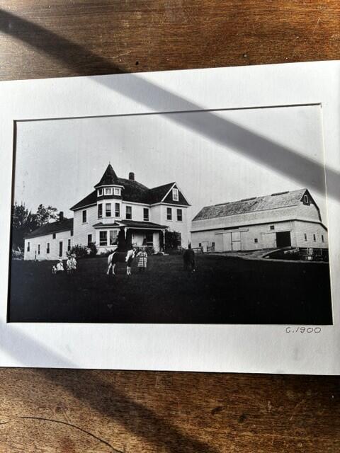 main property photo 40