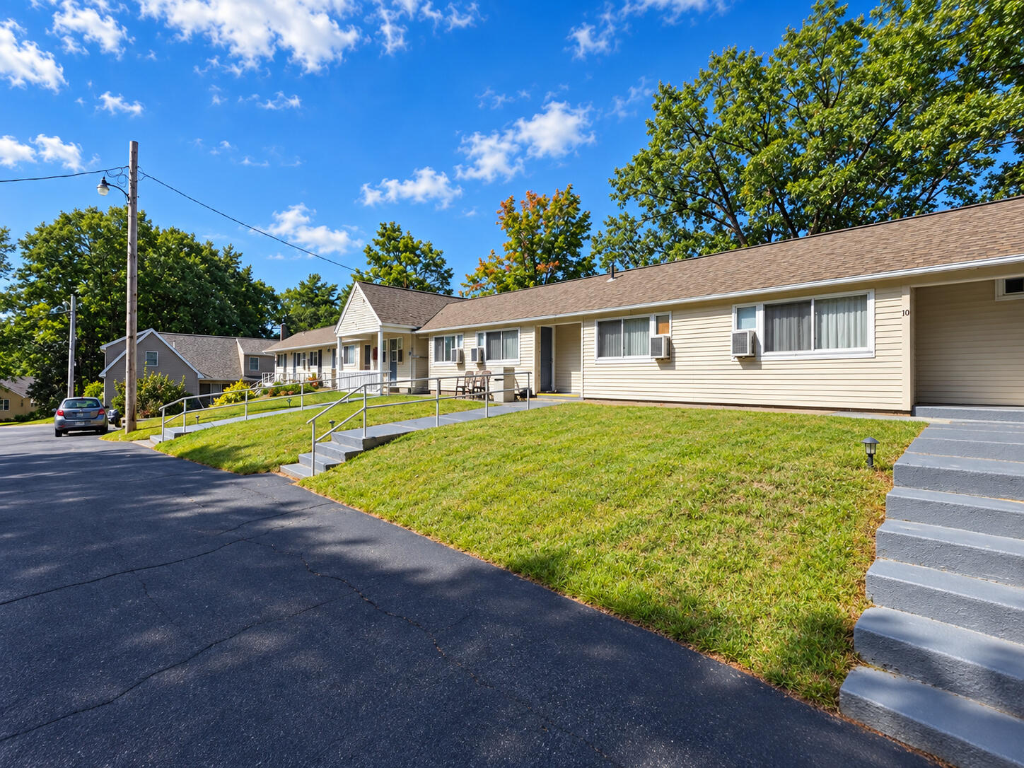 main property photo 9