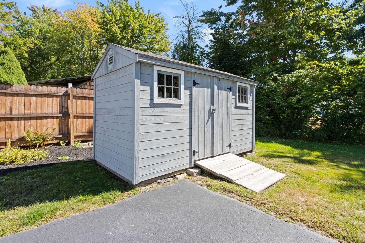 main property photo 51
