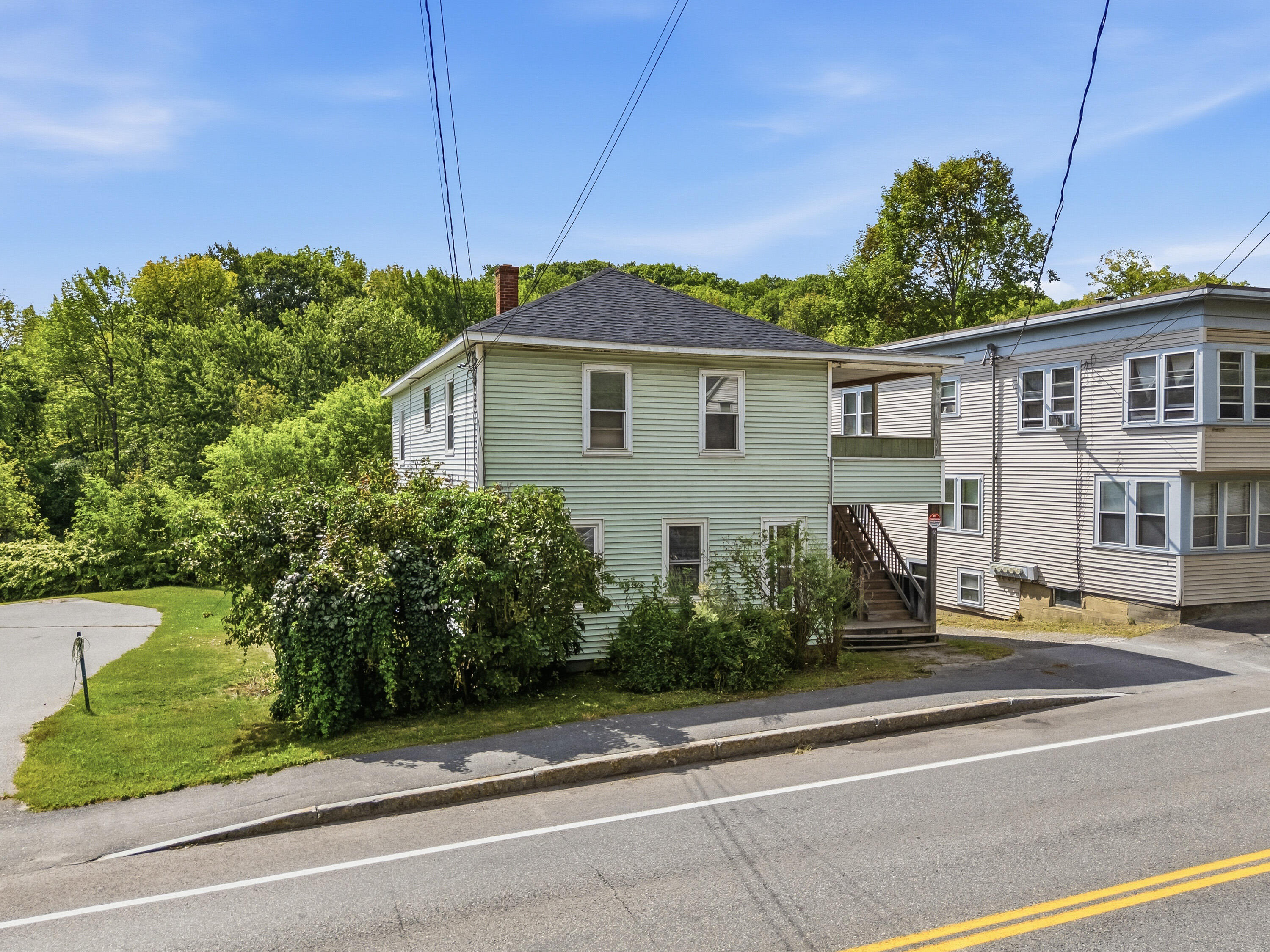 main property photo 10