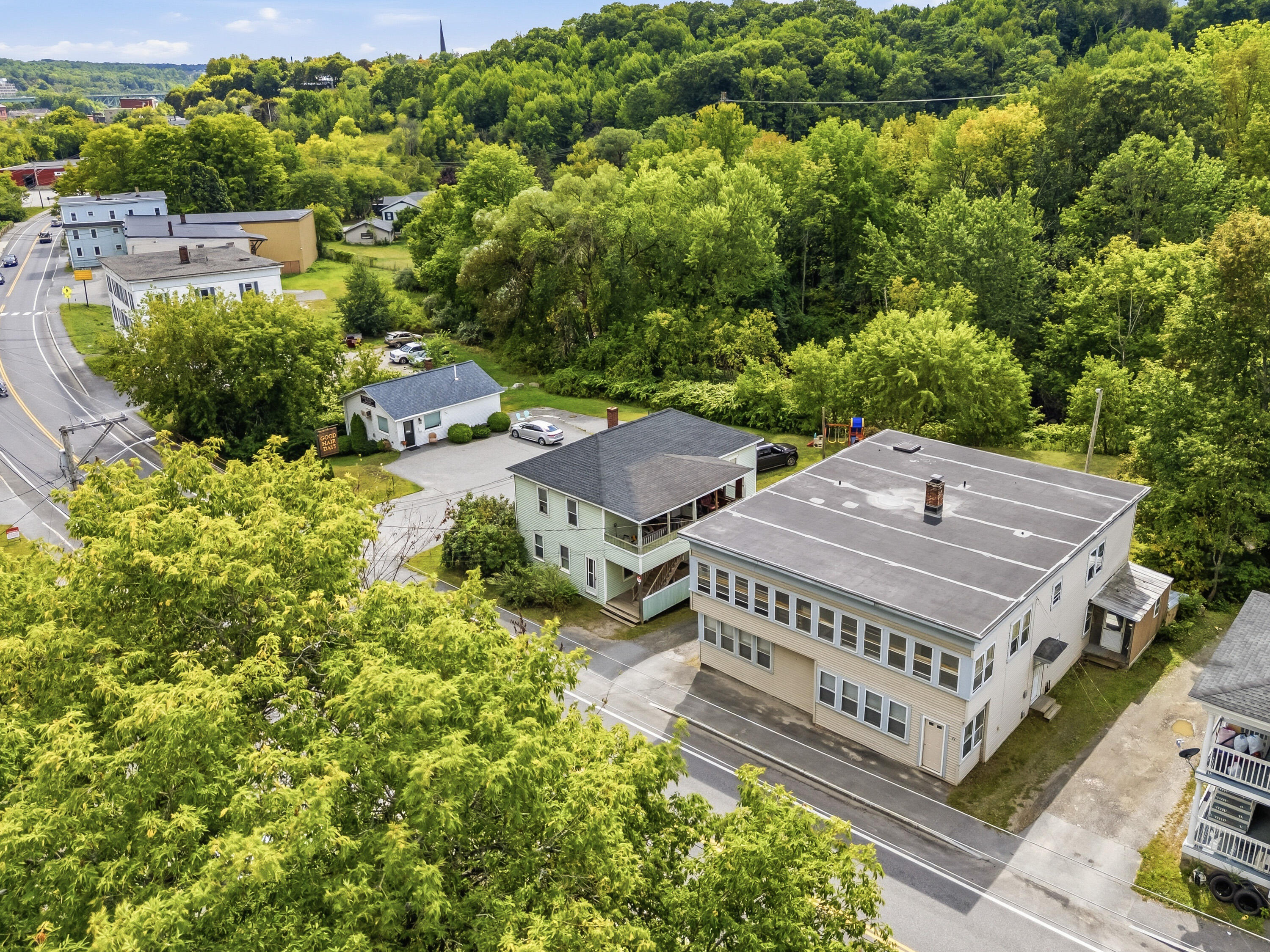 main property photo 39