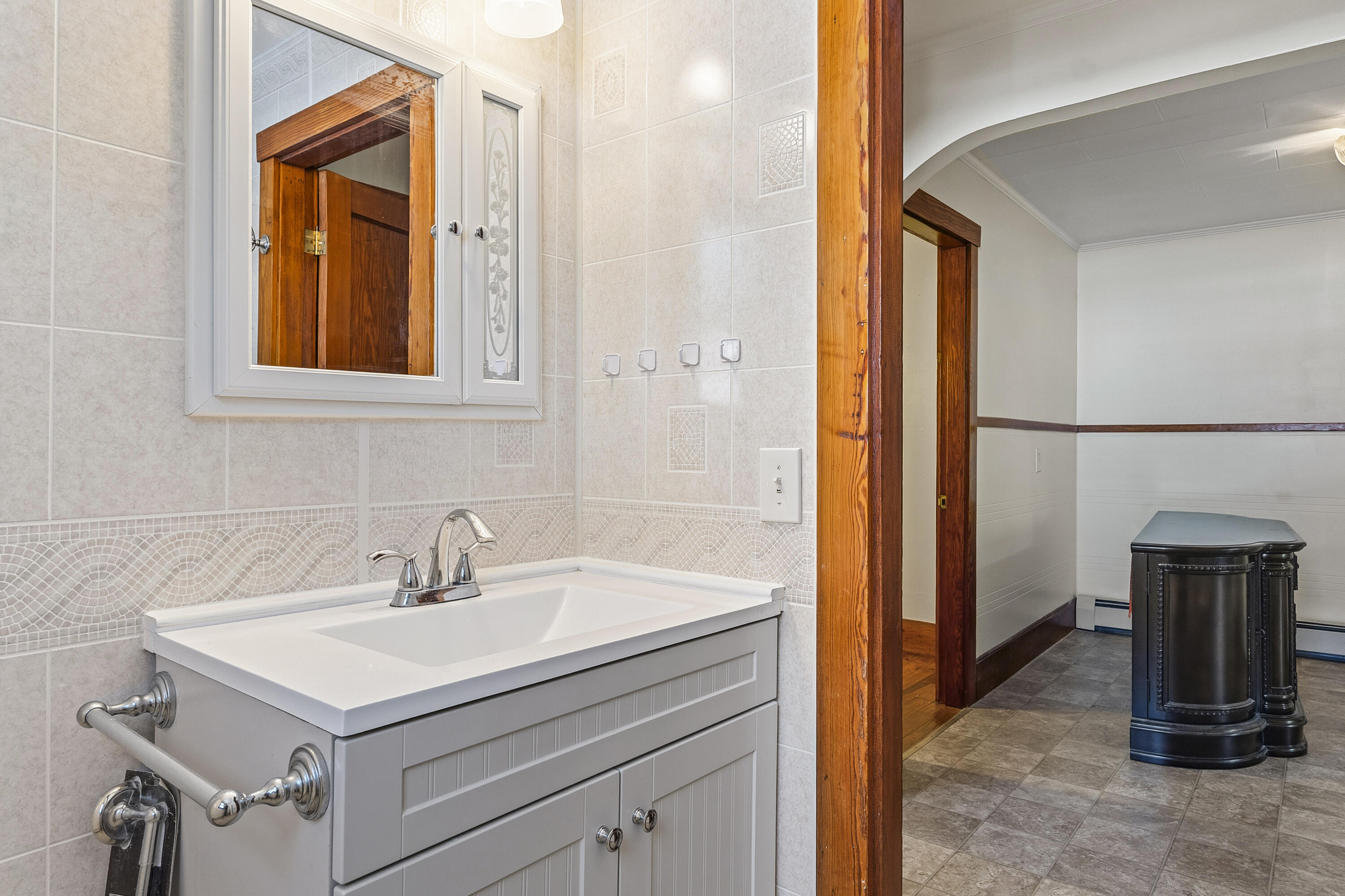 main property photo 95