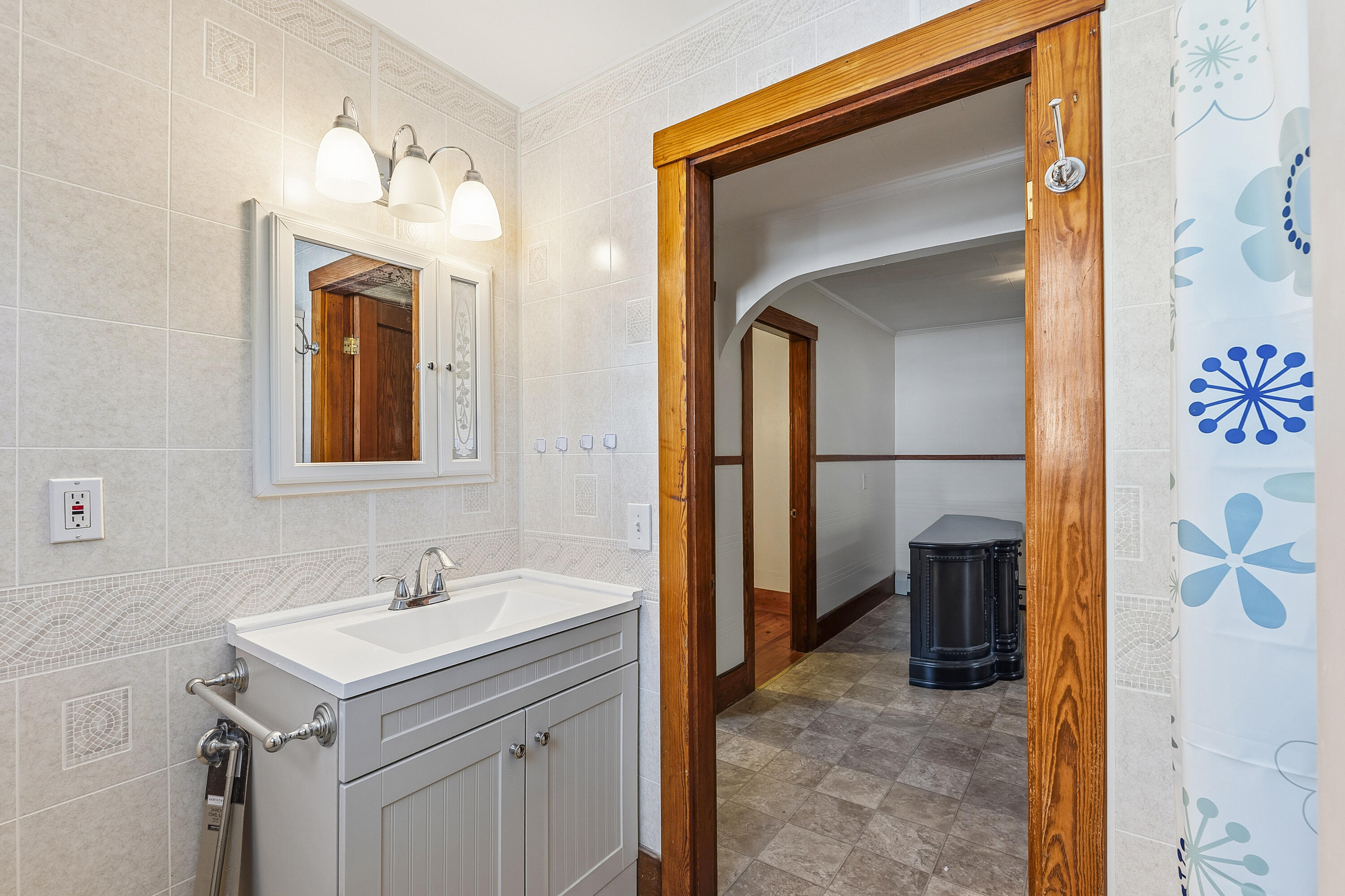 main property photo 96