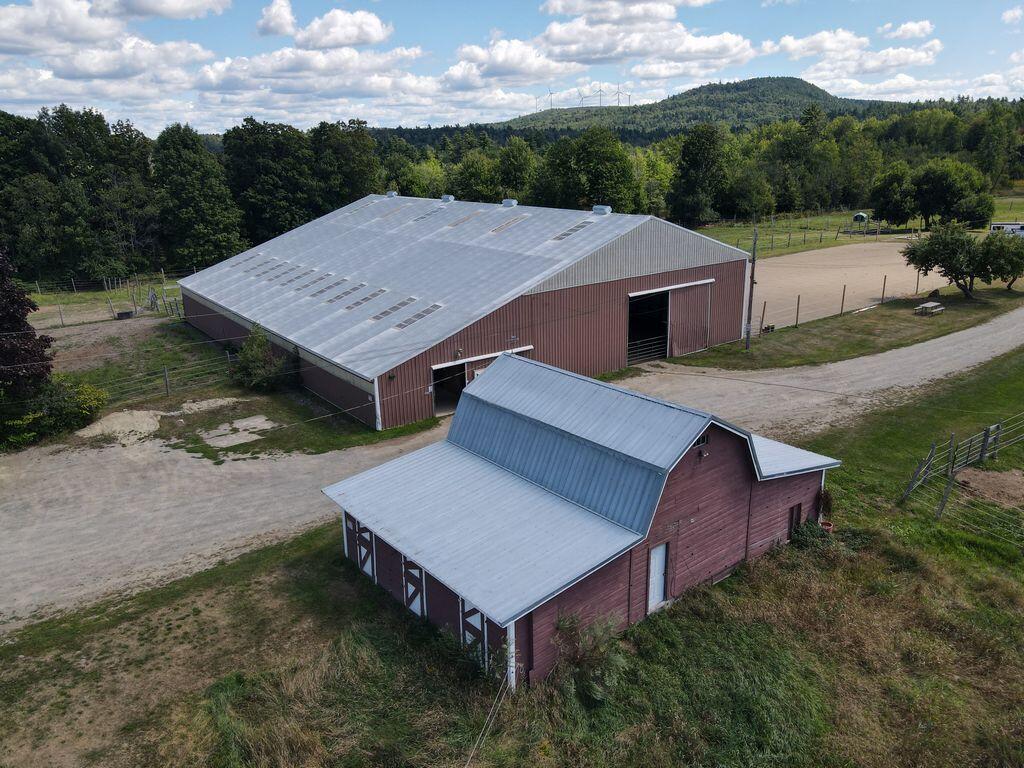 main property photo 42
