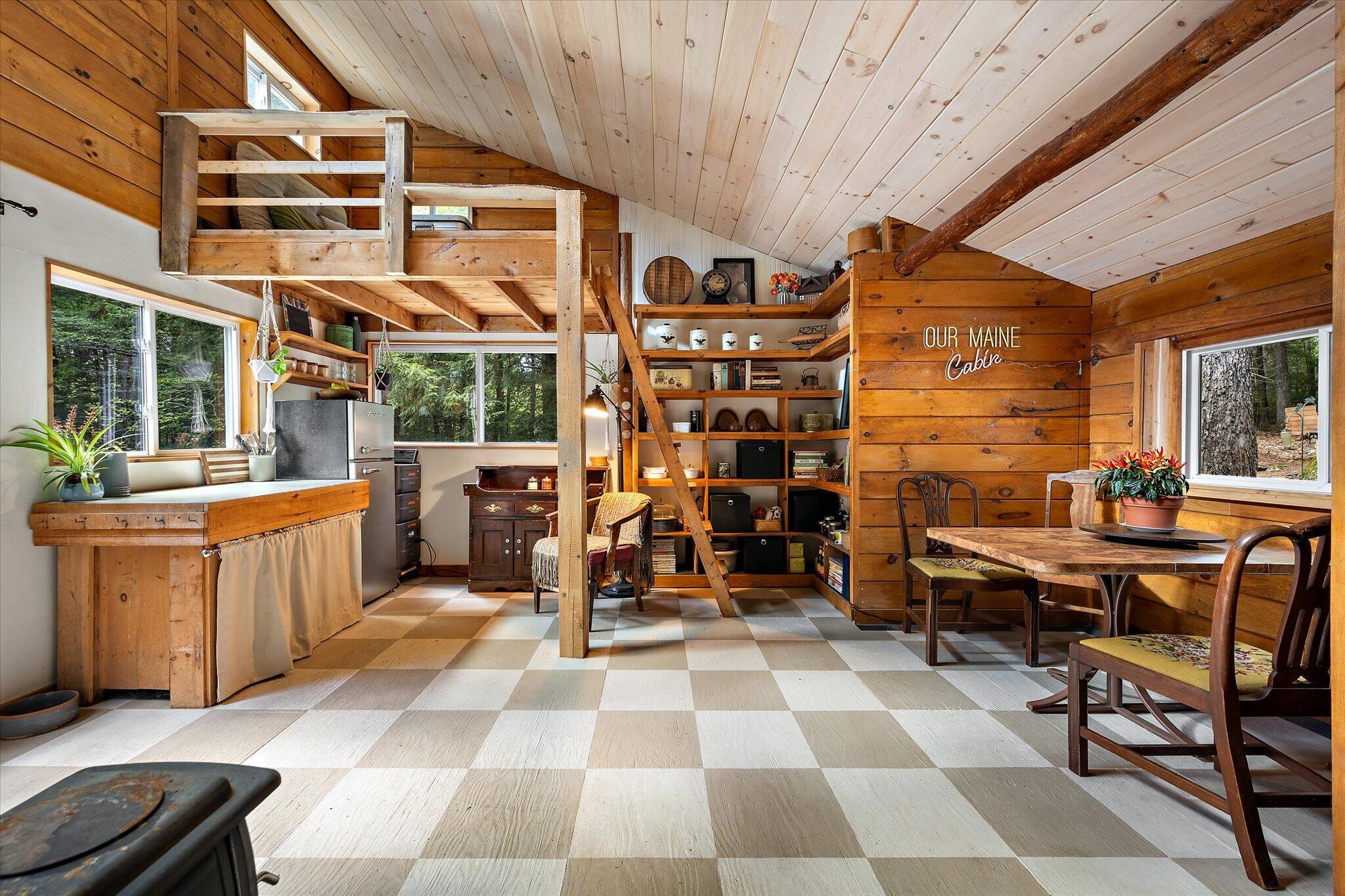 main property photo 16