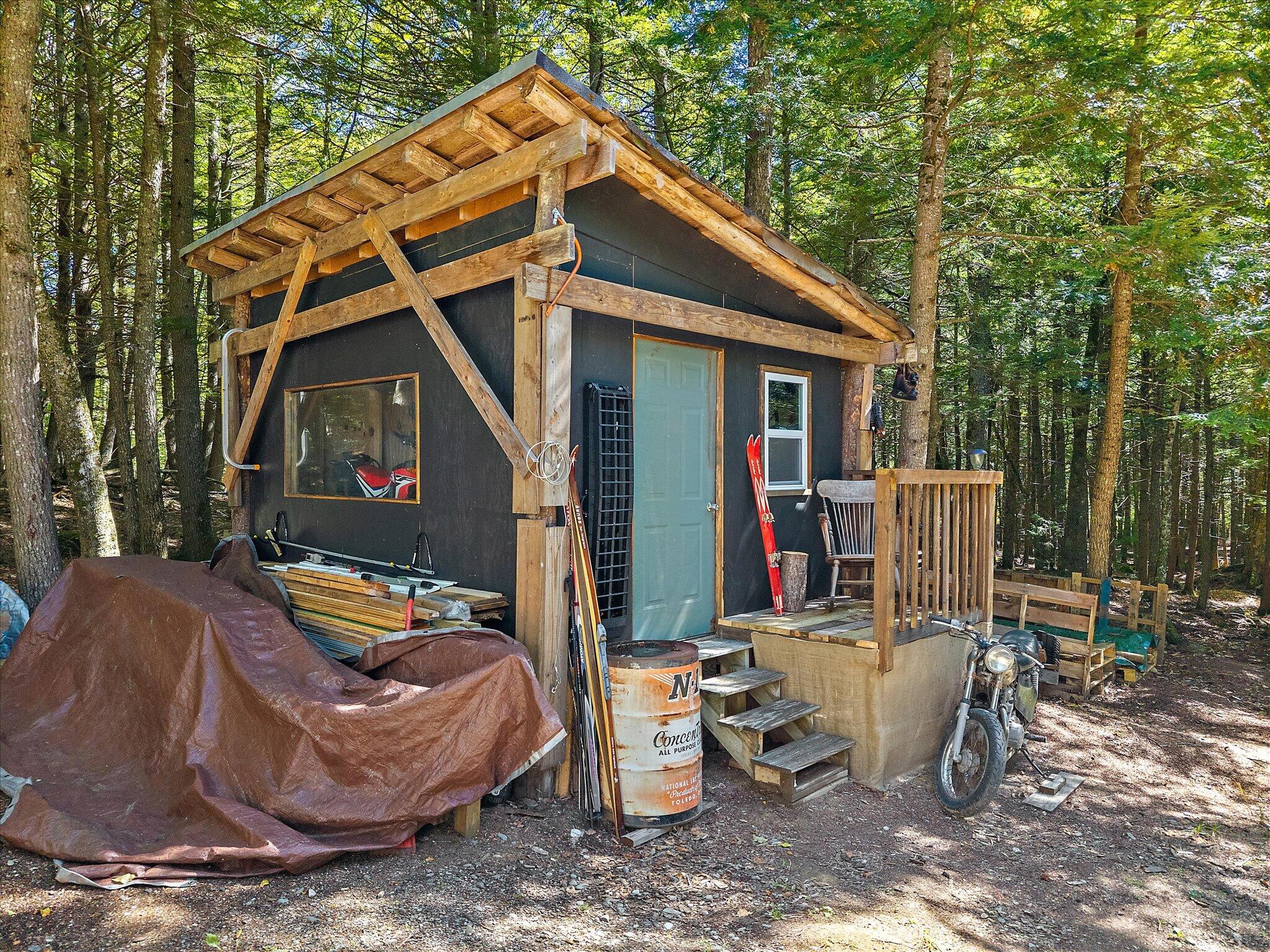 main property photo 49