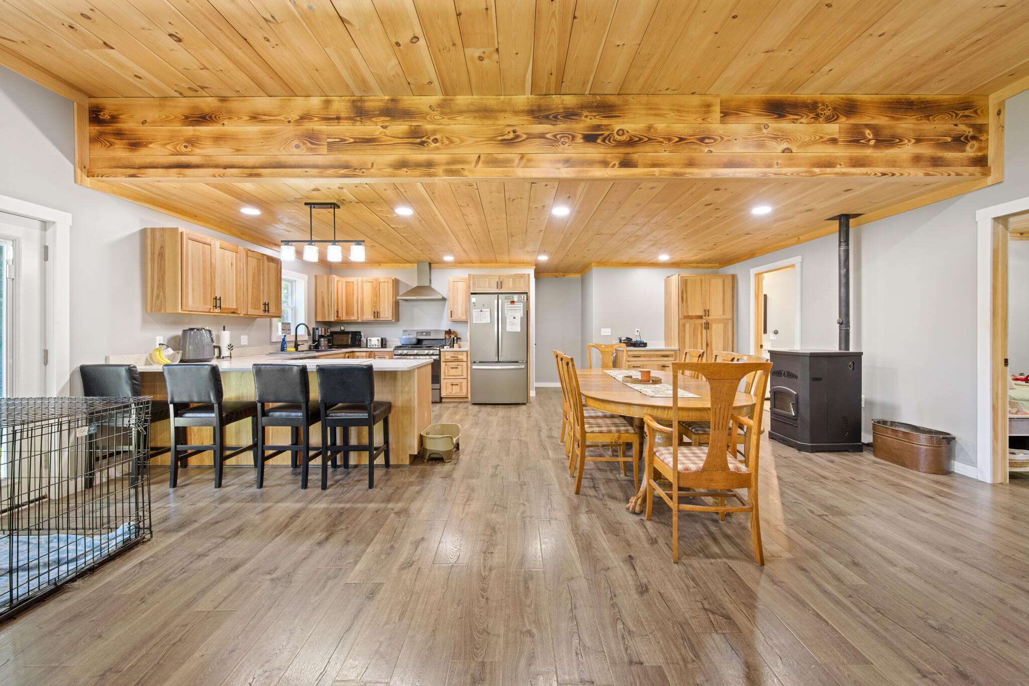 main property photo 17