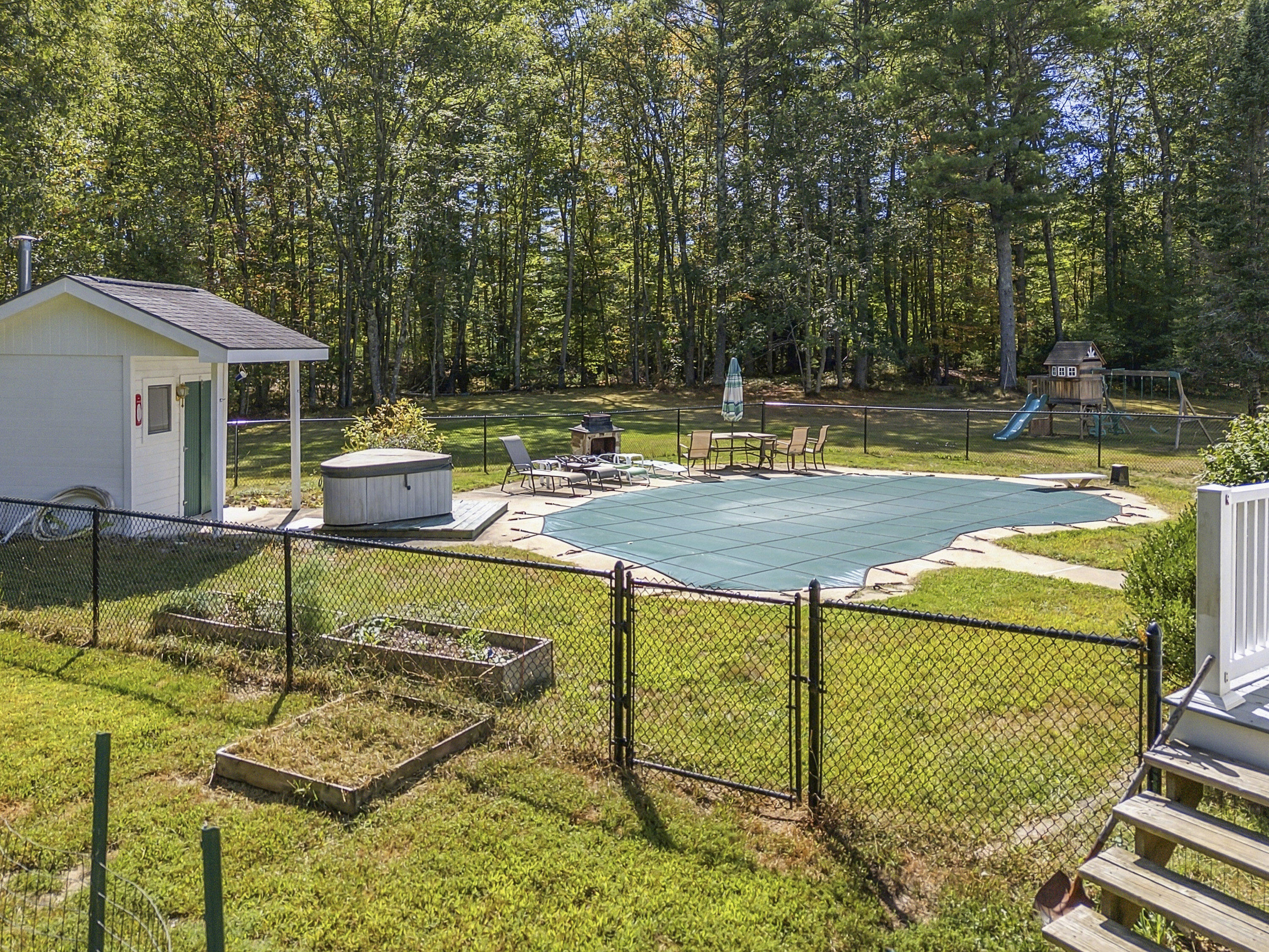 main property photo 20