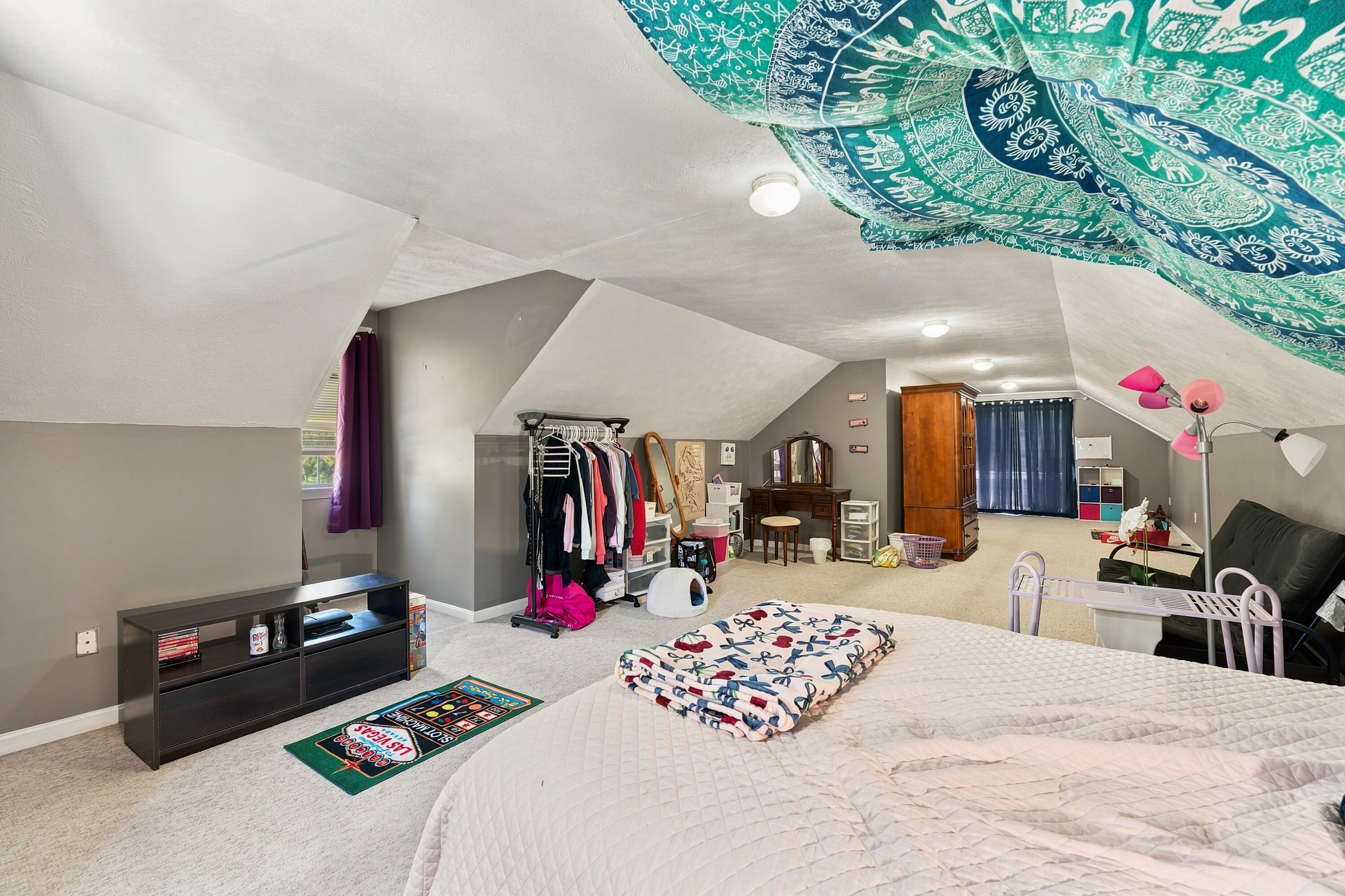 main property photo 41