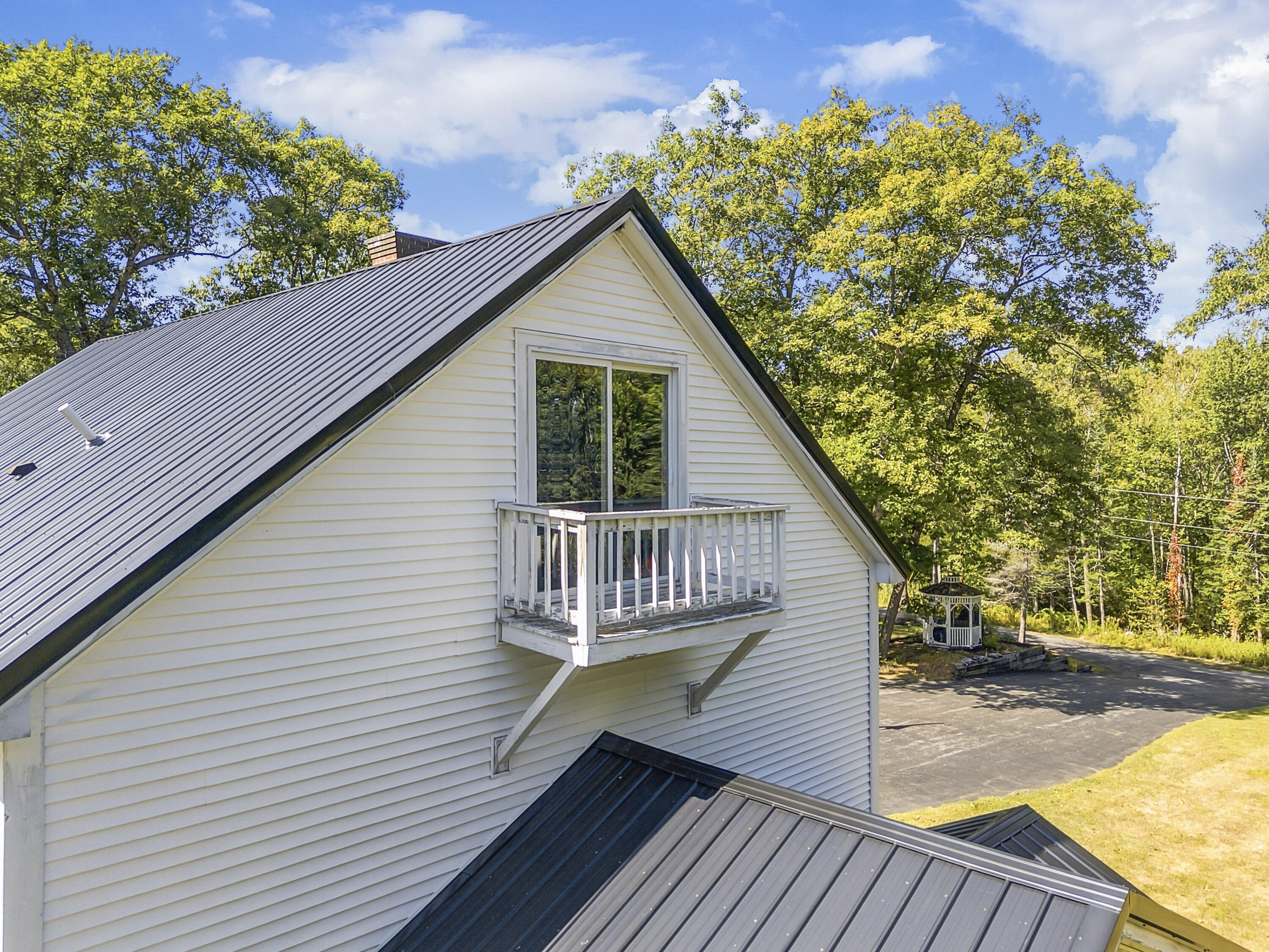 main property photo 54