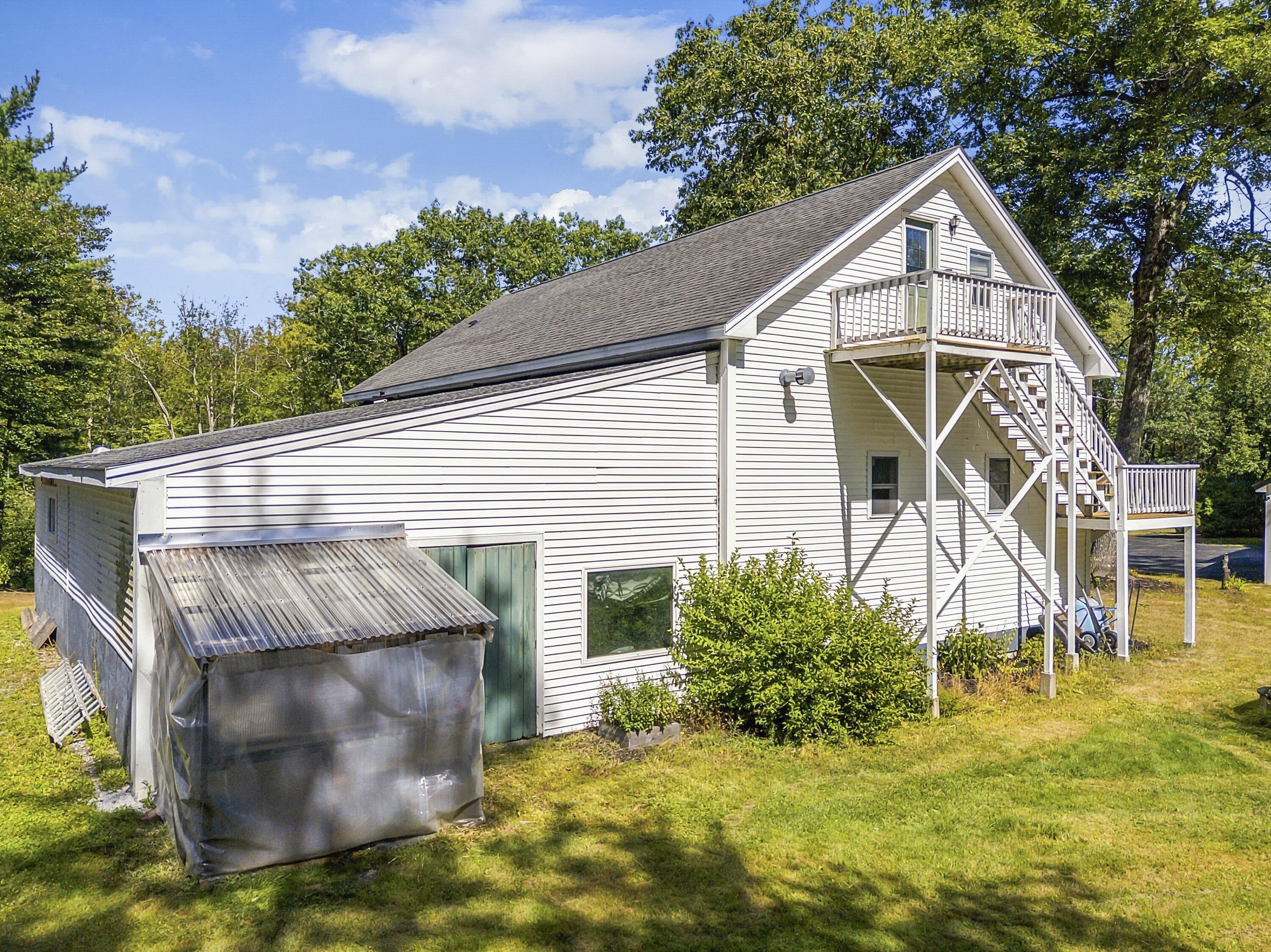 main property photo 64