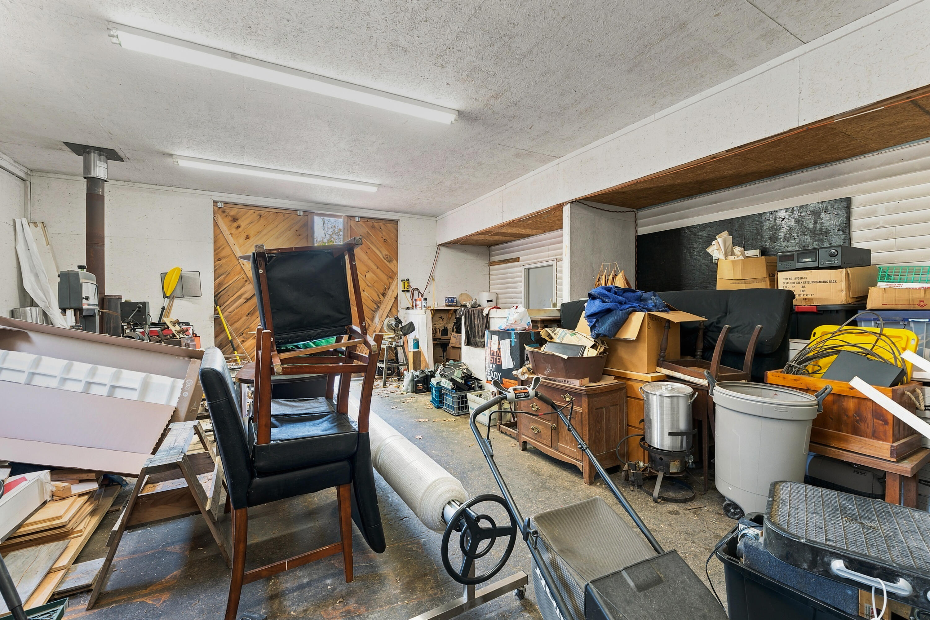 main property photo 79