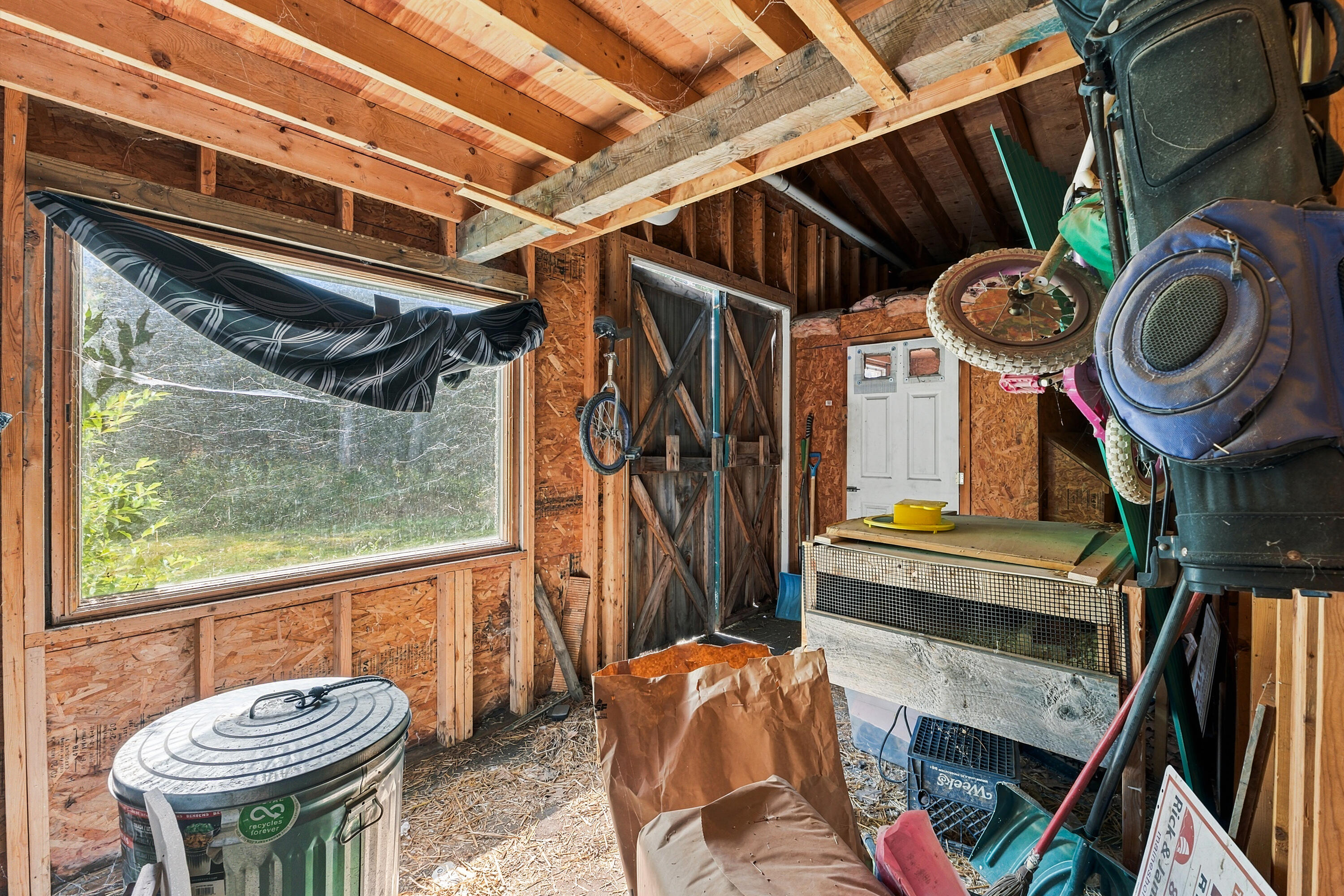 main property photo 90