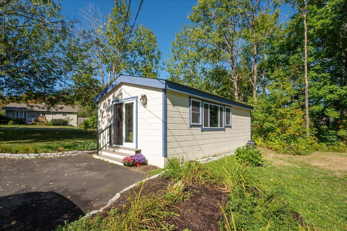 main property photo 50