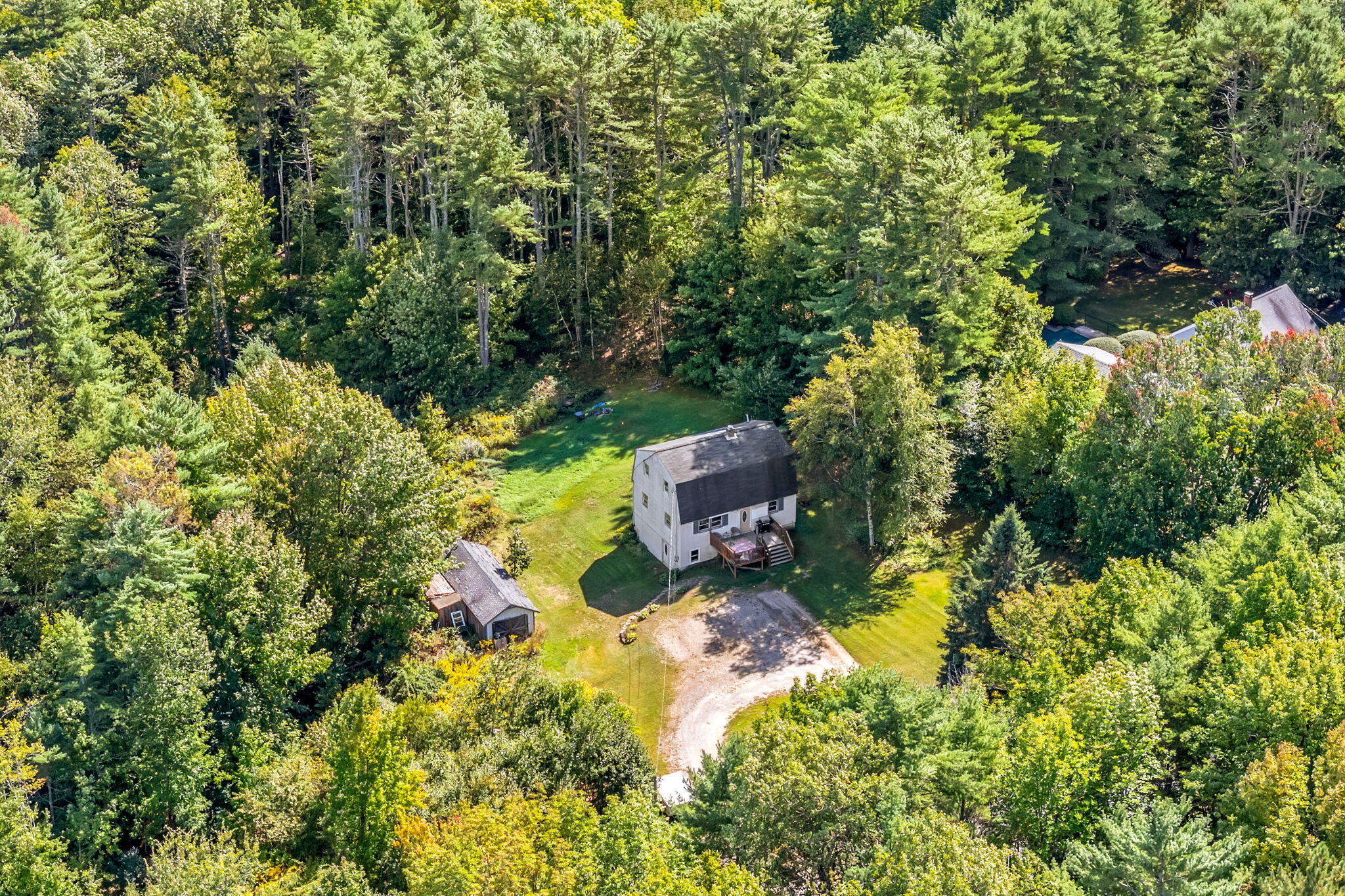 main property photo 18