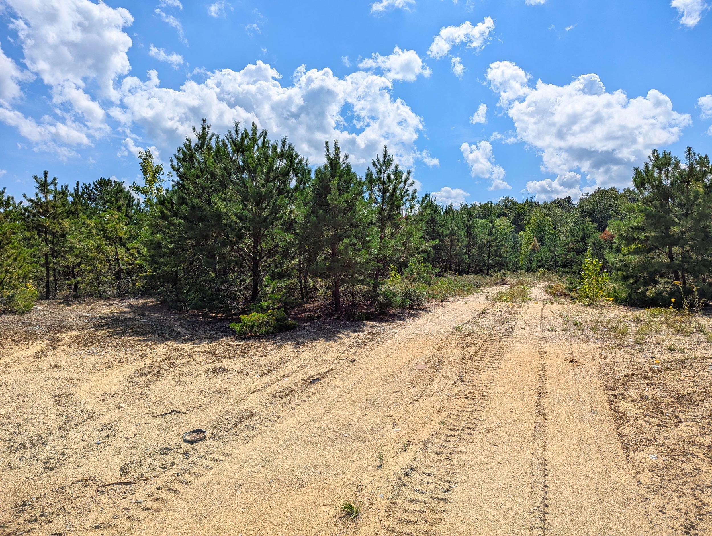 main property photo 16